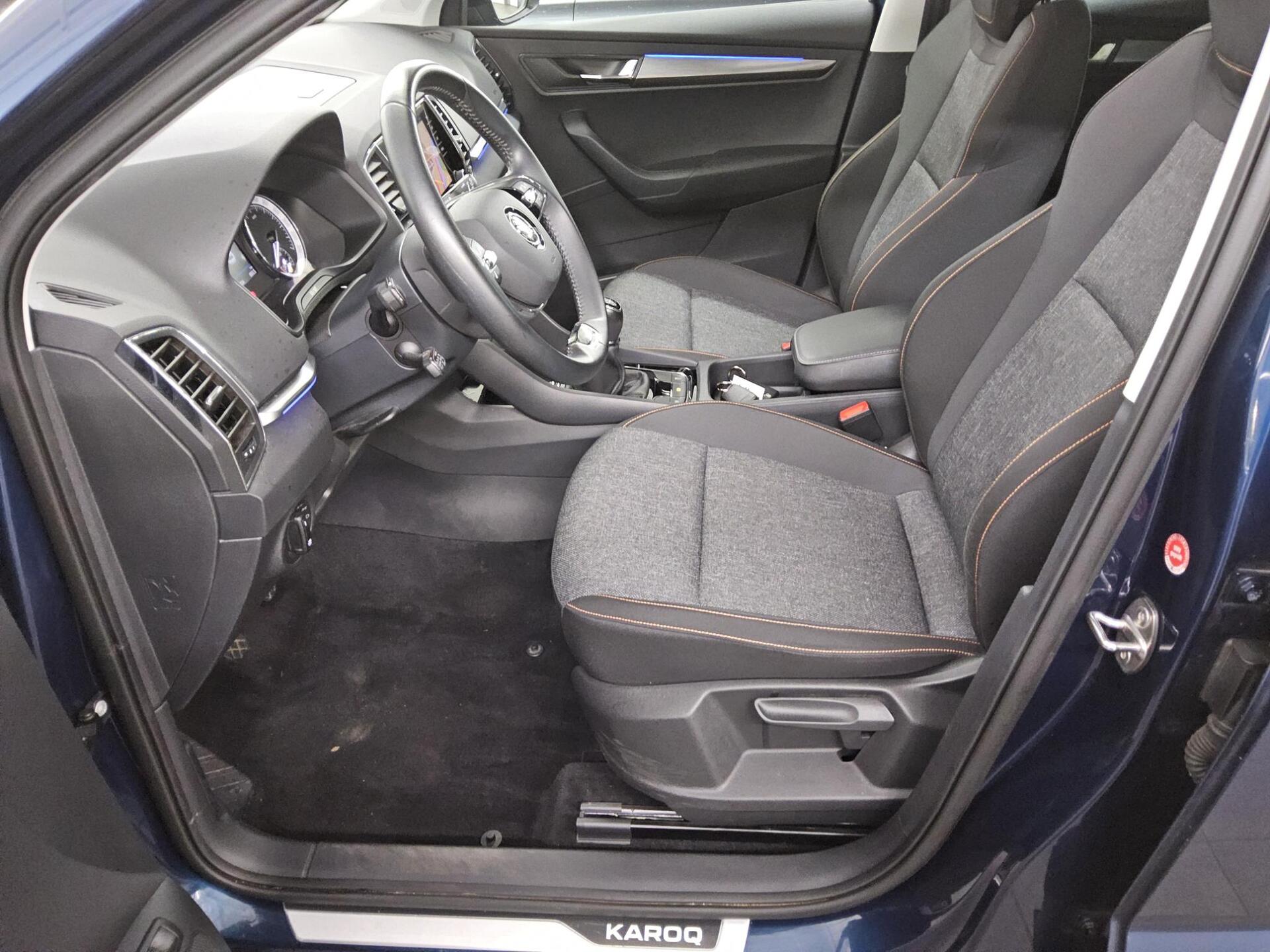 Skoda Karoq 2.0 TDI Clever Navi LED Pano RfK ACC 8