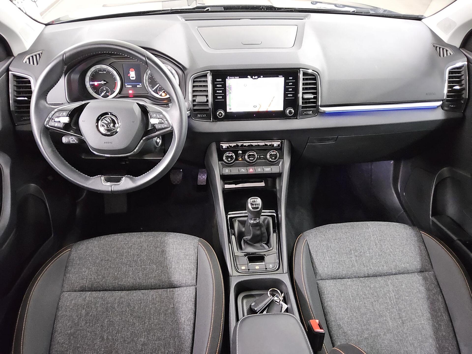 Skoda Karoq 2.0 TDI Clever Navi LED Pano RfK ACC 5