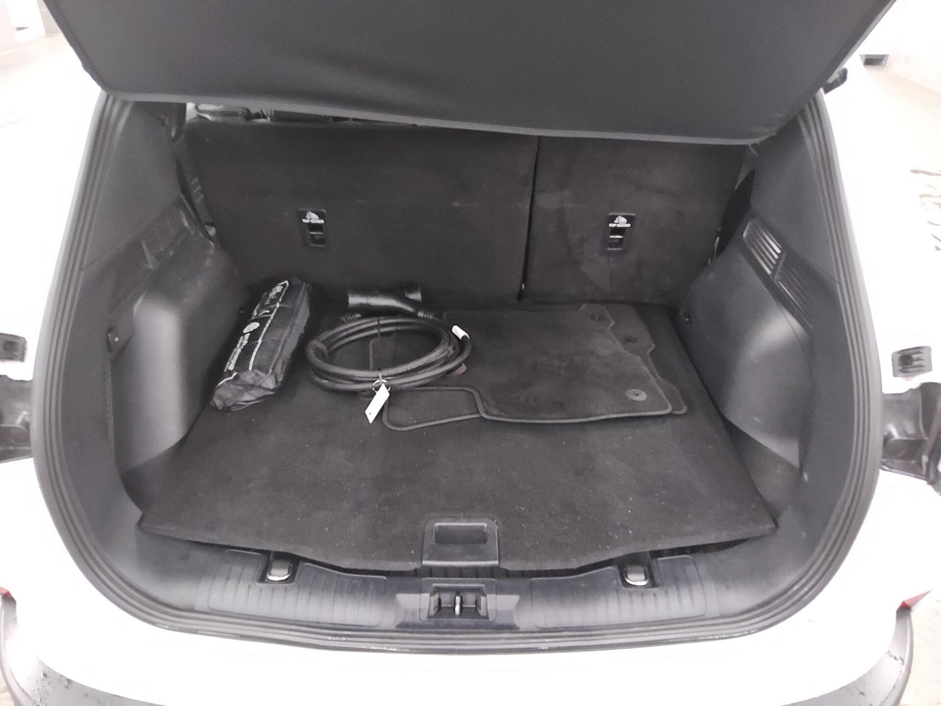 Ford Kuga 2.5 Duratec Navi PDC DAB 11