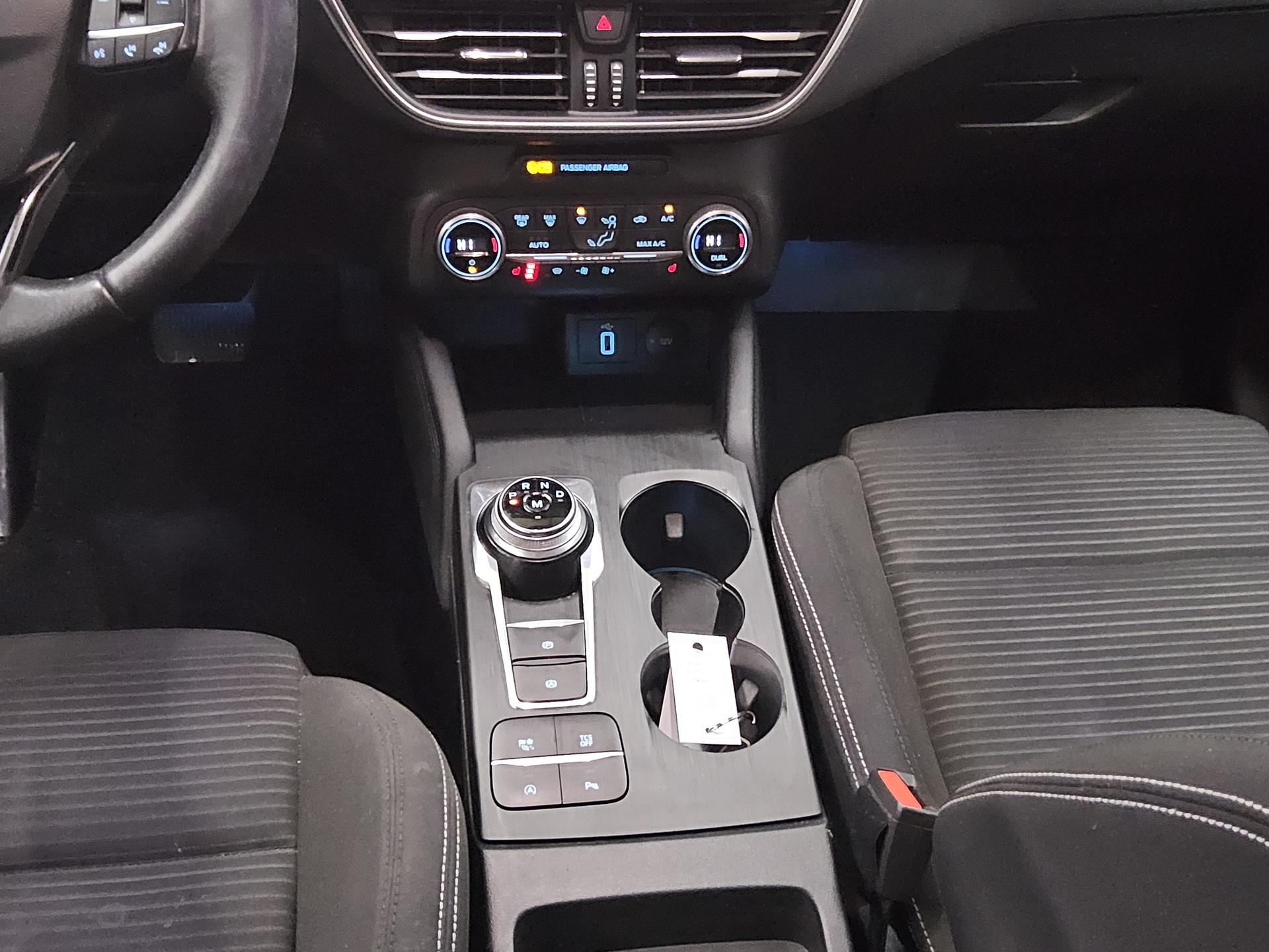 Ford Focus Turnier 2.0 EB Titanium Navi AHK Tempomat 6