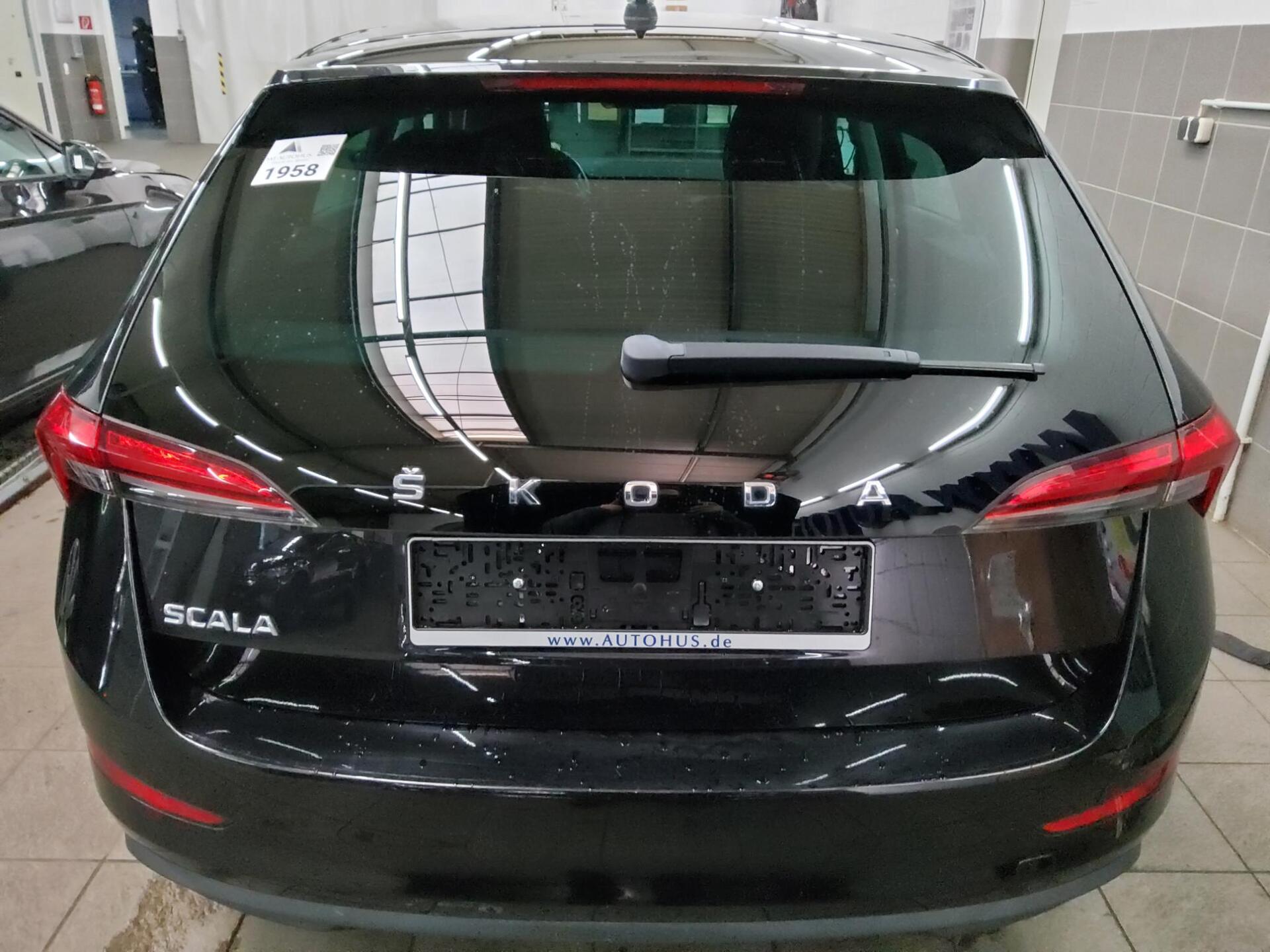 Skoda Scala 1.6 TDI Ambition DSG Shz LED DAB 10