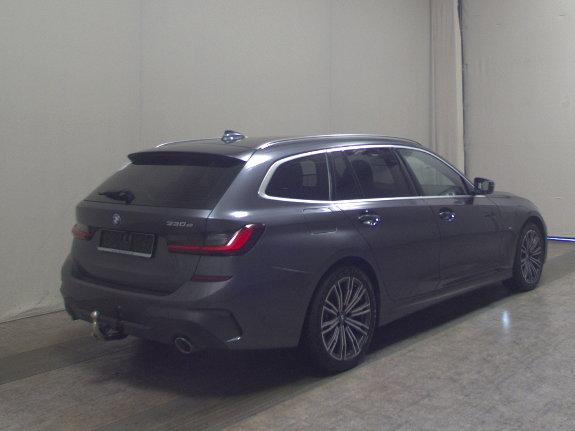 BMW 330e Touring M-Sport Navi LC Pro LED+ HiFi AHK 4