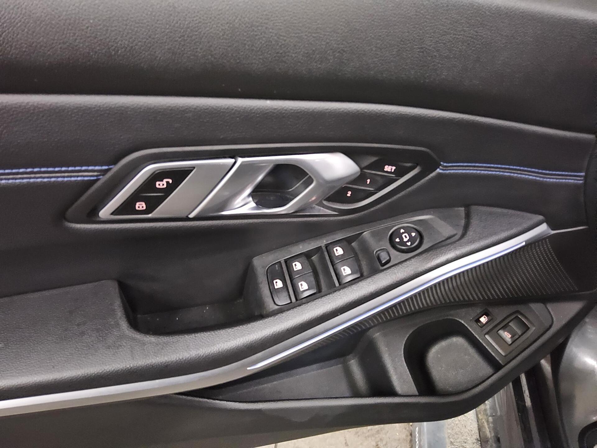 BMW 330e Touring M-Sport Navi LC Pro LED+ HiFi AHK 10