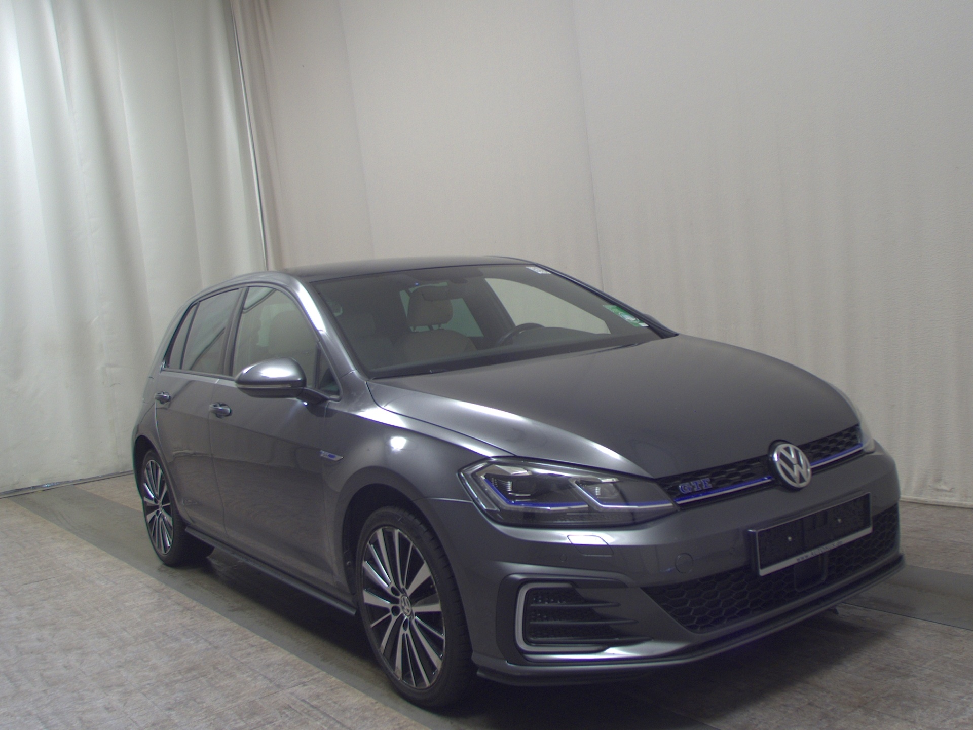 Volkswagen Golf-7 GTE 1.4 TSI Navi LED RfK ACC Shz PDC 3
