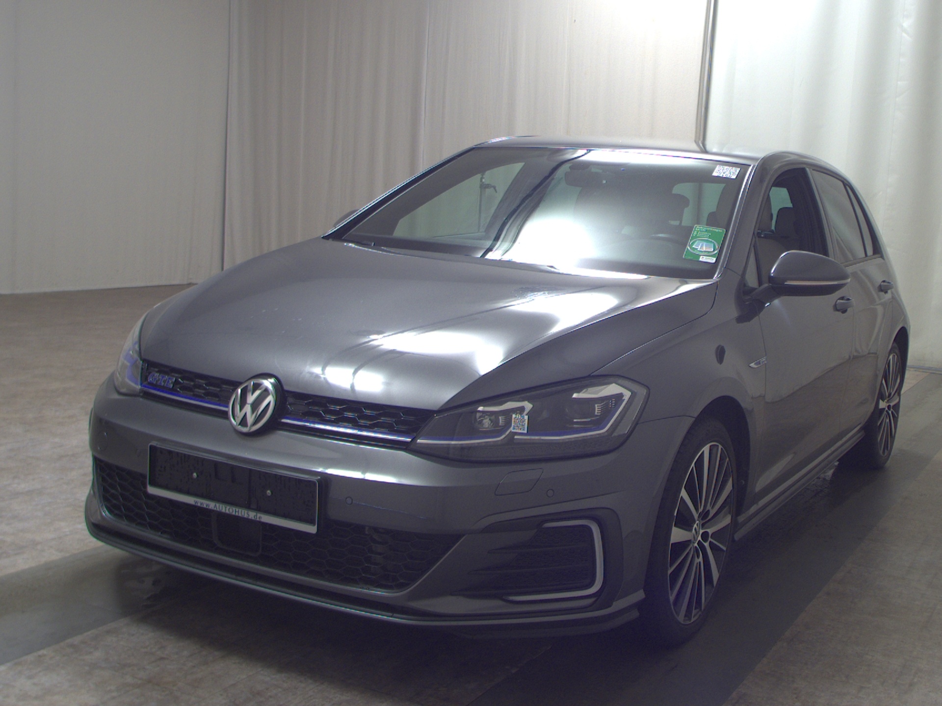 Volkswagen Golf-7 GTE 1.4 TSI Navi LED RfK ACC Shz PDC 2
