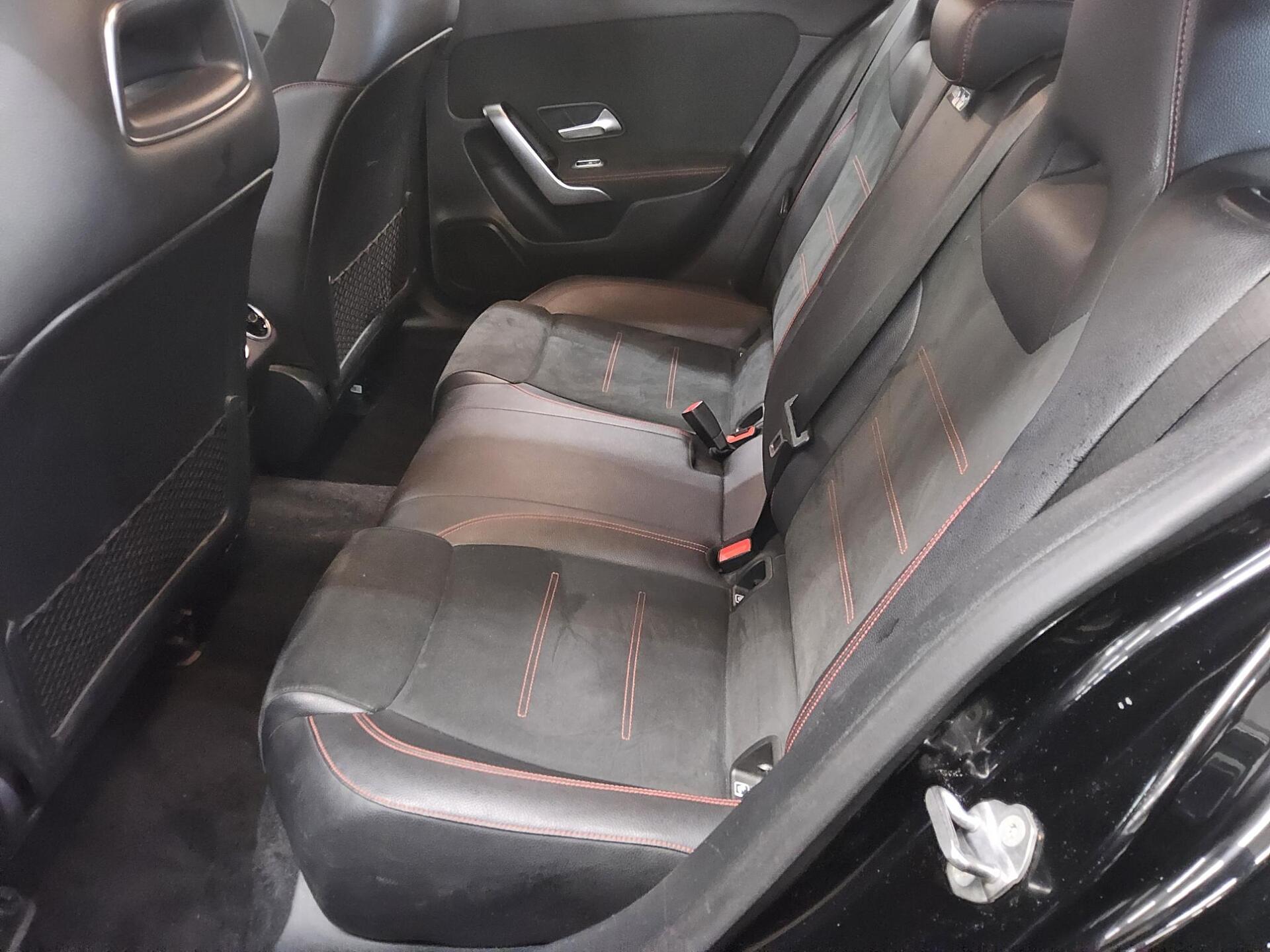 Mercedes-Benz A 220 d AMG-Line Navi LED Kamera Ahk Shz 13