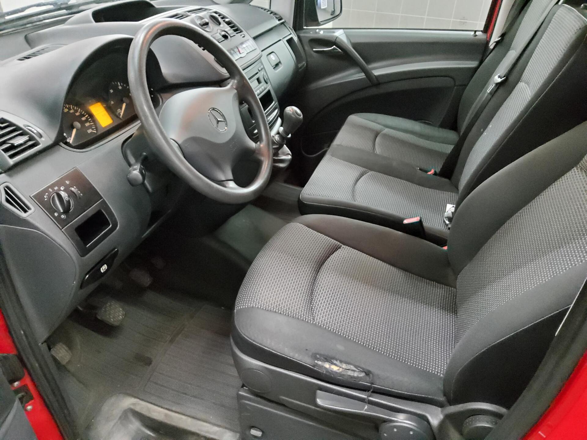 Mercedes-Benz Vito 113 CDI 9-Sitzer AHK HU 08/27 8