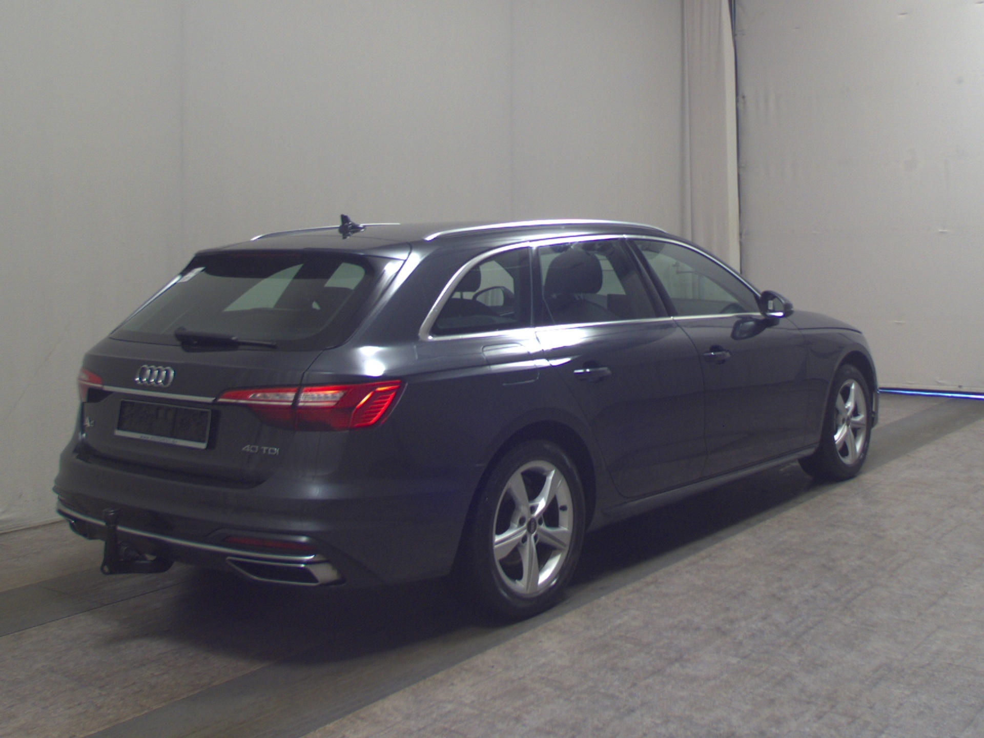 Audi A4 Avant 40 TDI S-Line T-Leder Navi LED AHK 4