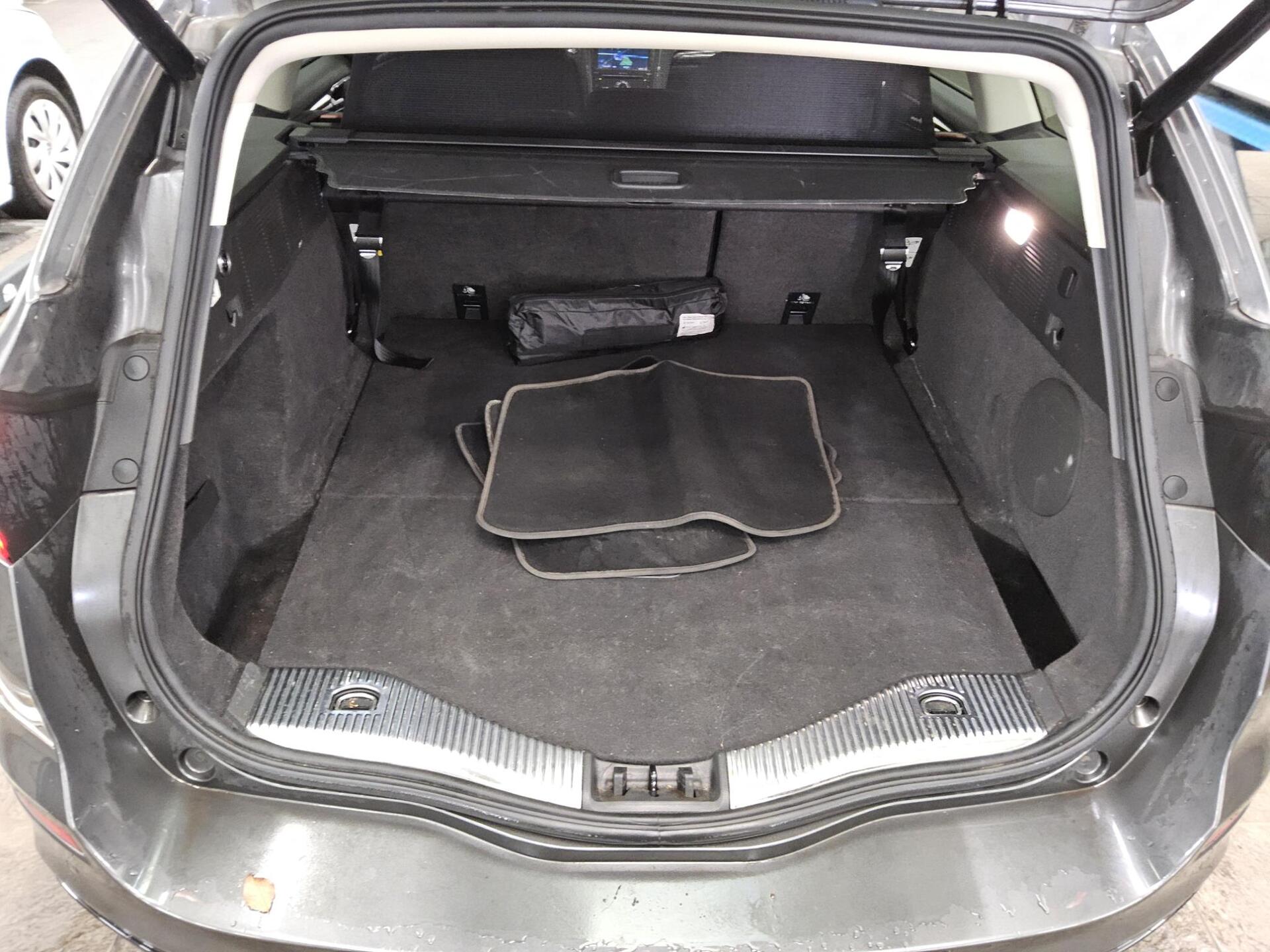 Ford Mondeo Turnier 2.0 EB Titanium Navi LED AHK RFK 11