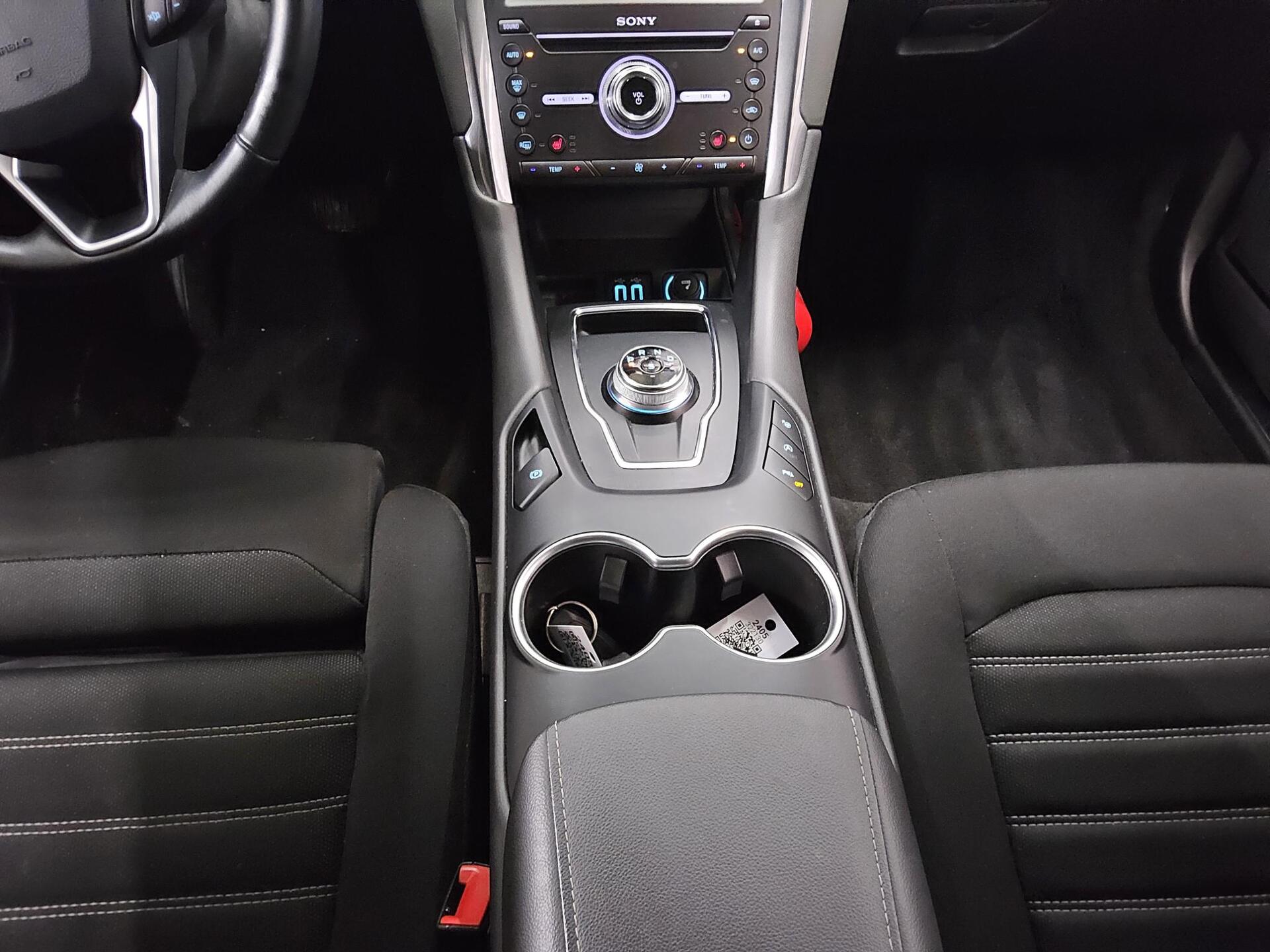 Ford Mondeo Turnier 2.0 EB Titanium Navi LED AHK RFK 6