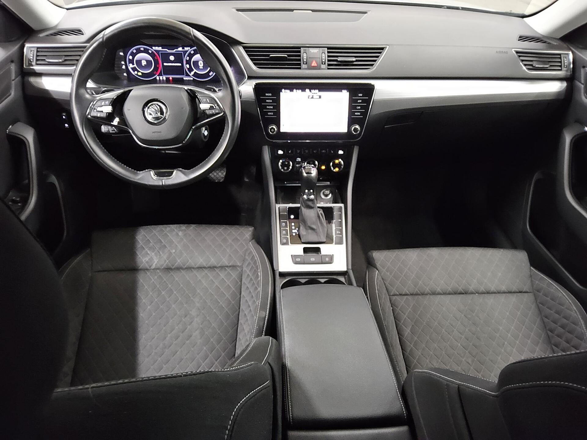 Skoda Superb Kombi 2.0 TDI Ambition Navi LED vc AHK 5