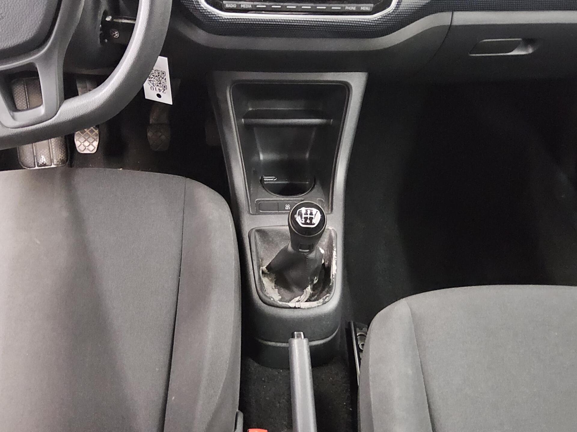 Volkswagen up! 1.0 Move 4-Sitzer Shz Klima 6