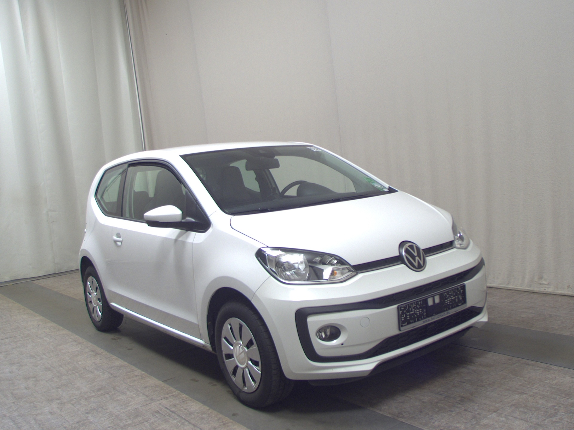Volkswagen up! 1.0 Move 4-Sitzer Shz Klima 3
