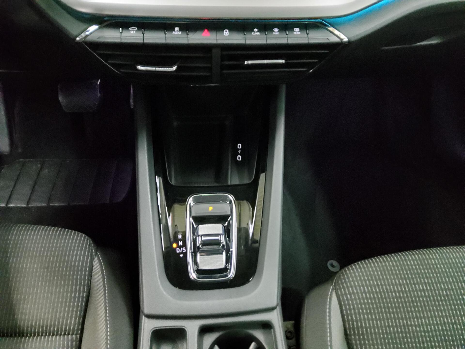 Skoda Octavia Kombi 2.0 TDI Ambition LED RfK ACC AHK 6