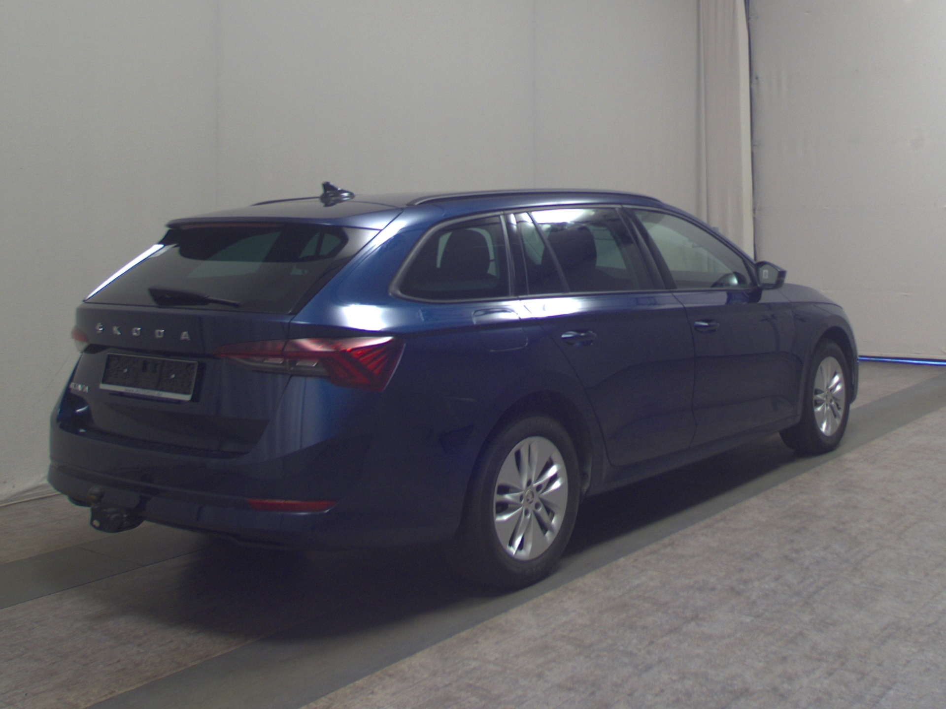 Skoda Octavia Kombi 2.0 TDI Ambition LED RfK ACC AHK 4