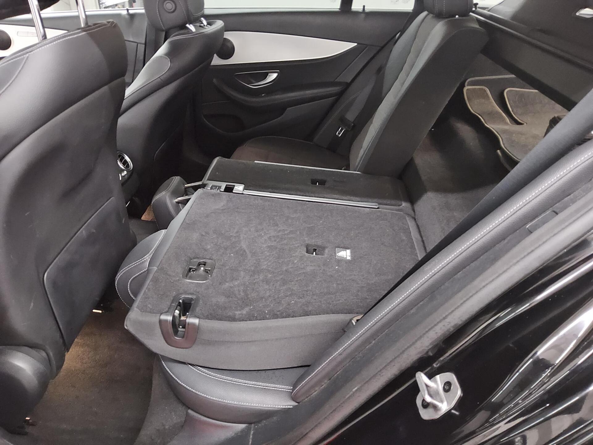 Mercedes-Benz E 300 T e Avantgarde Navi LED Widescreen AHK 13