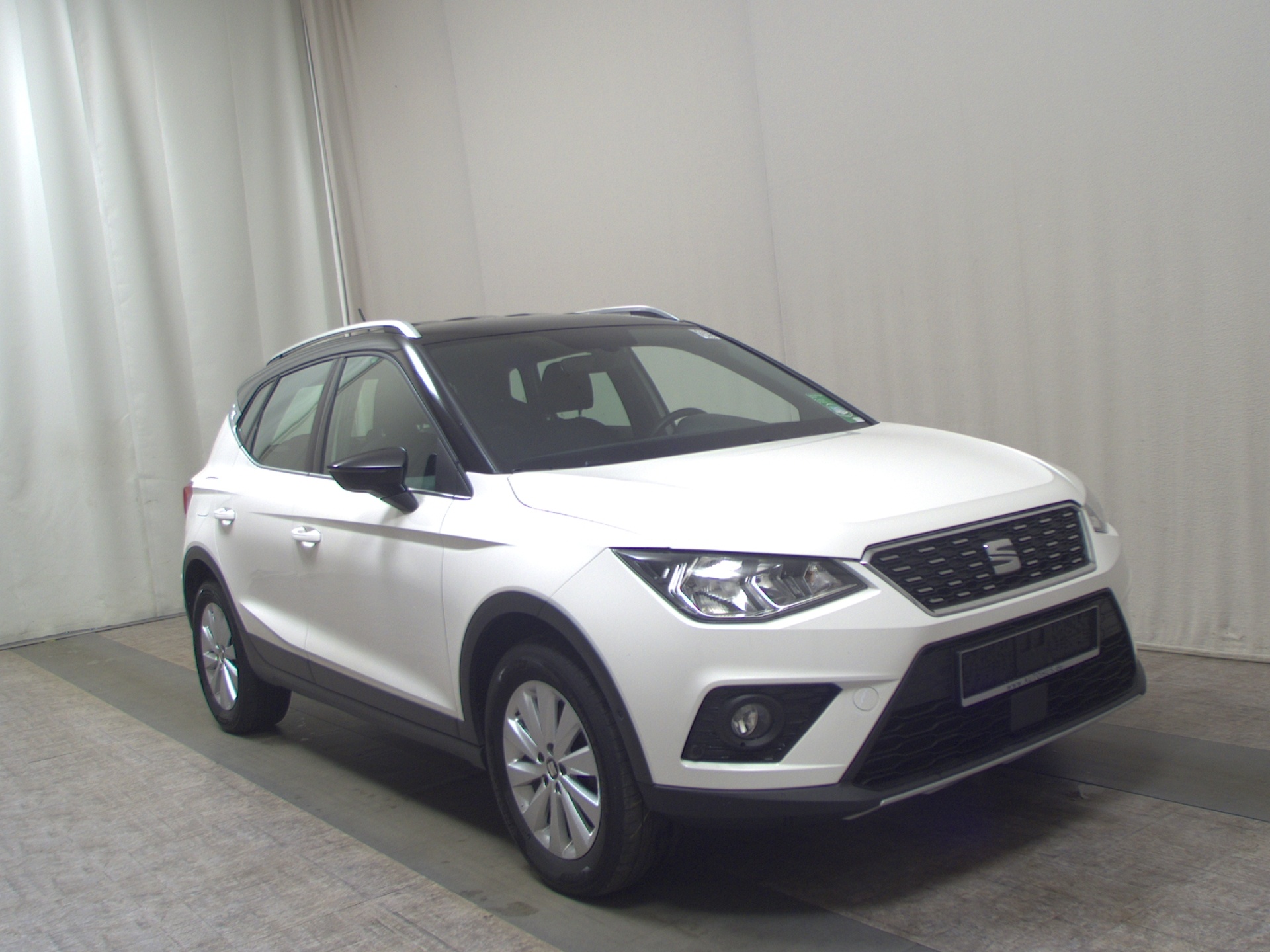 Seat Arona 1.0 TSI Xcellence Navi AHK PDC Tempomat 3