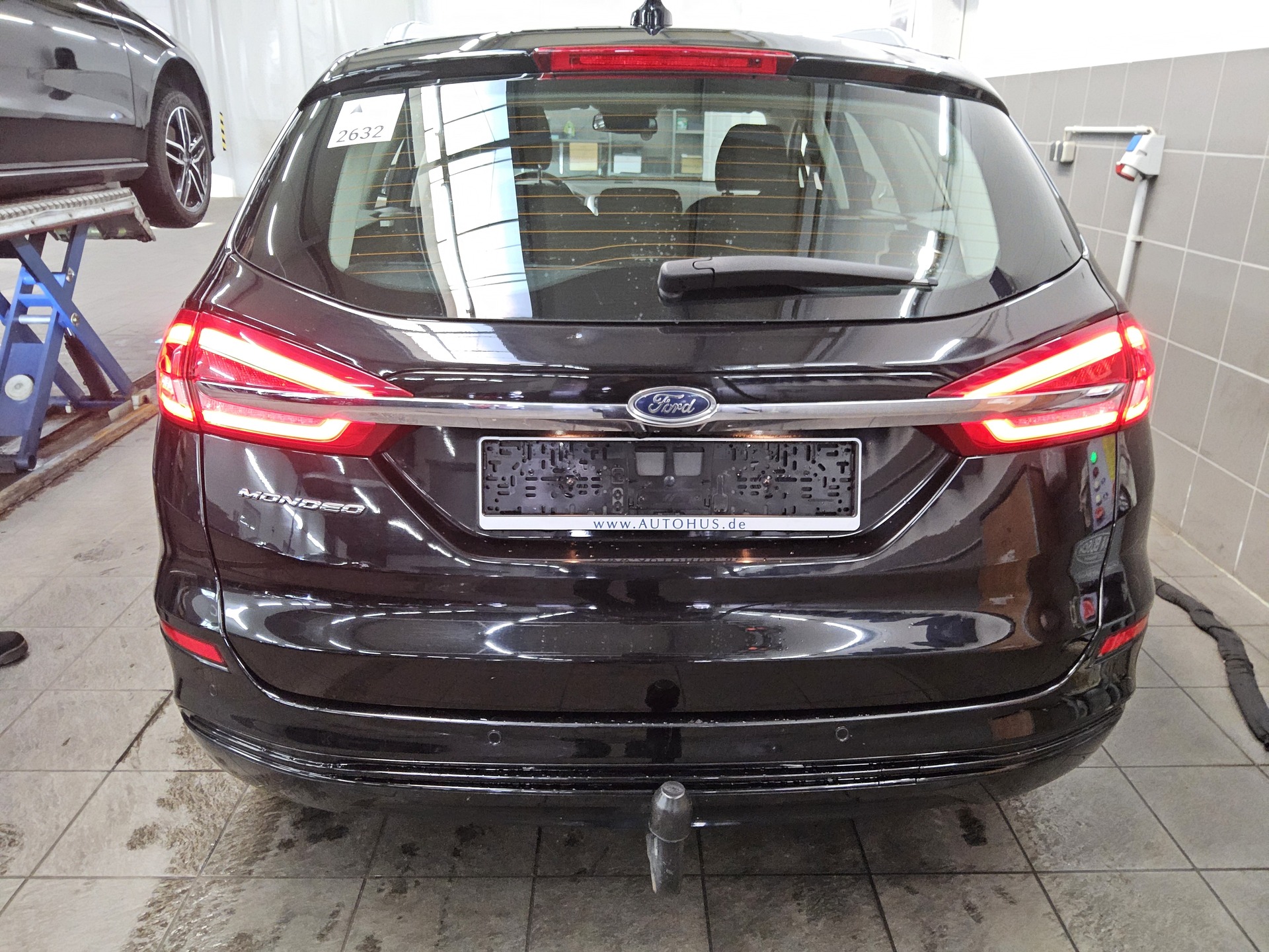 Ford Mondeo Turnier 2.0 EB Titanium Navi RfK AHK Shz 10