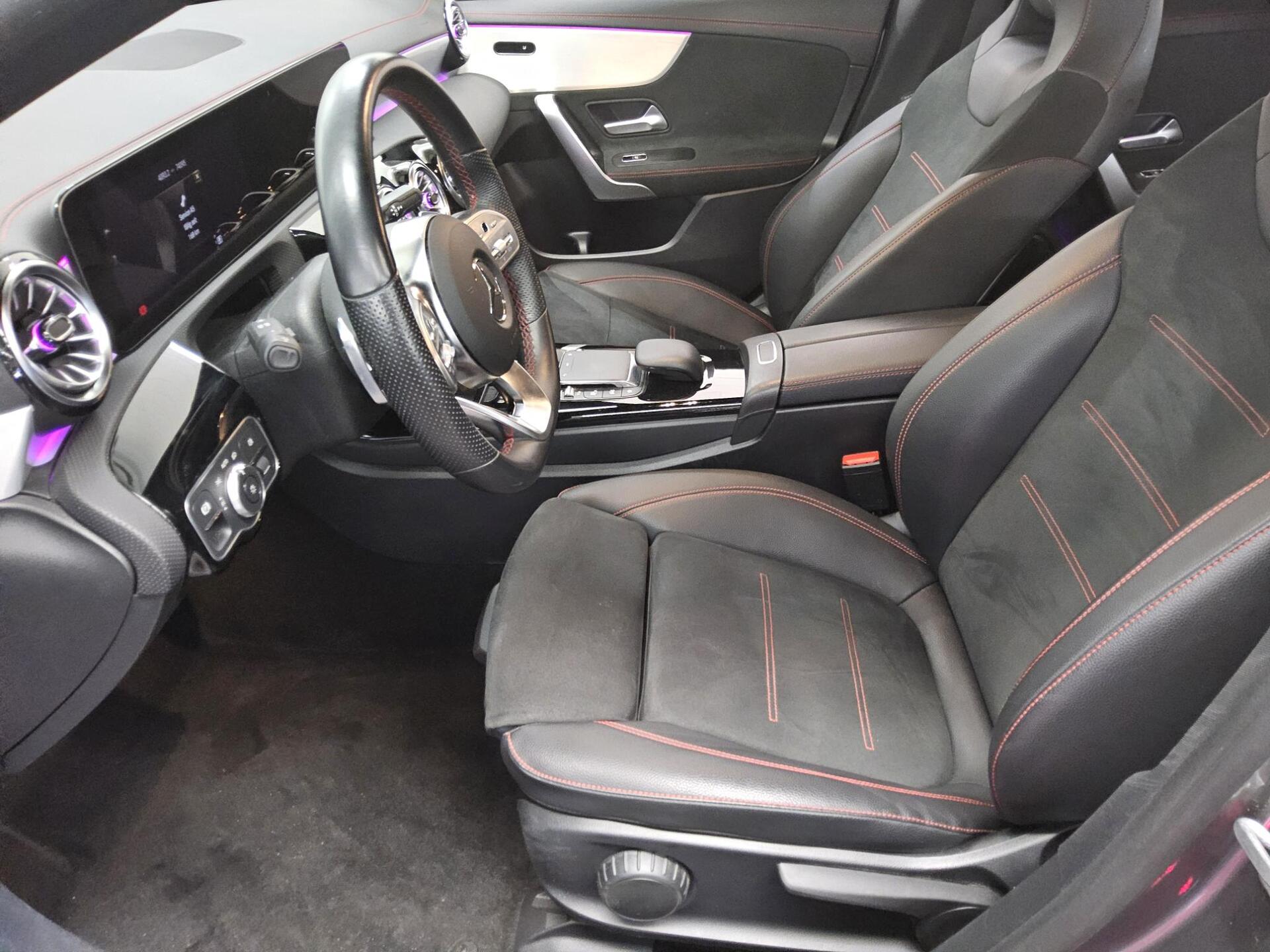 Mercedes-Benz CLA 200 SB AMG-Line Navi LED Distronic+ Shz PDC 9