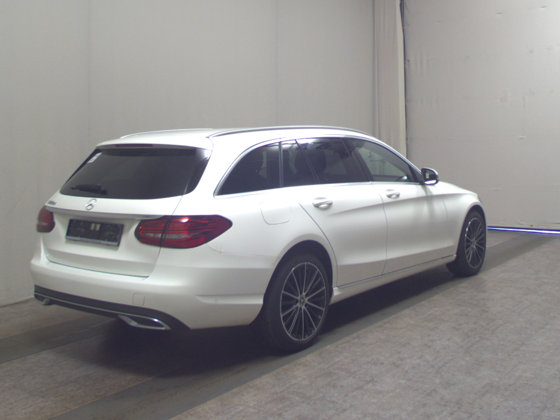 Mercedes-Benz C 220 T d Avantgarde T-Leder Navi LED Shz PDC 4