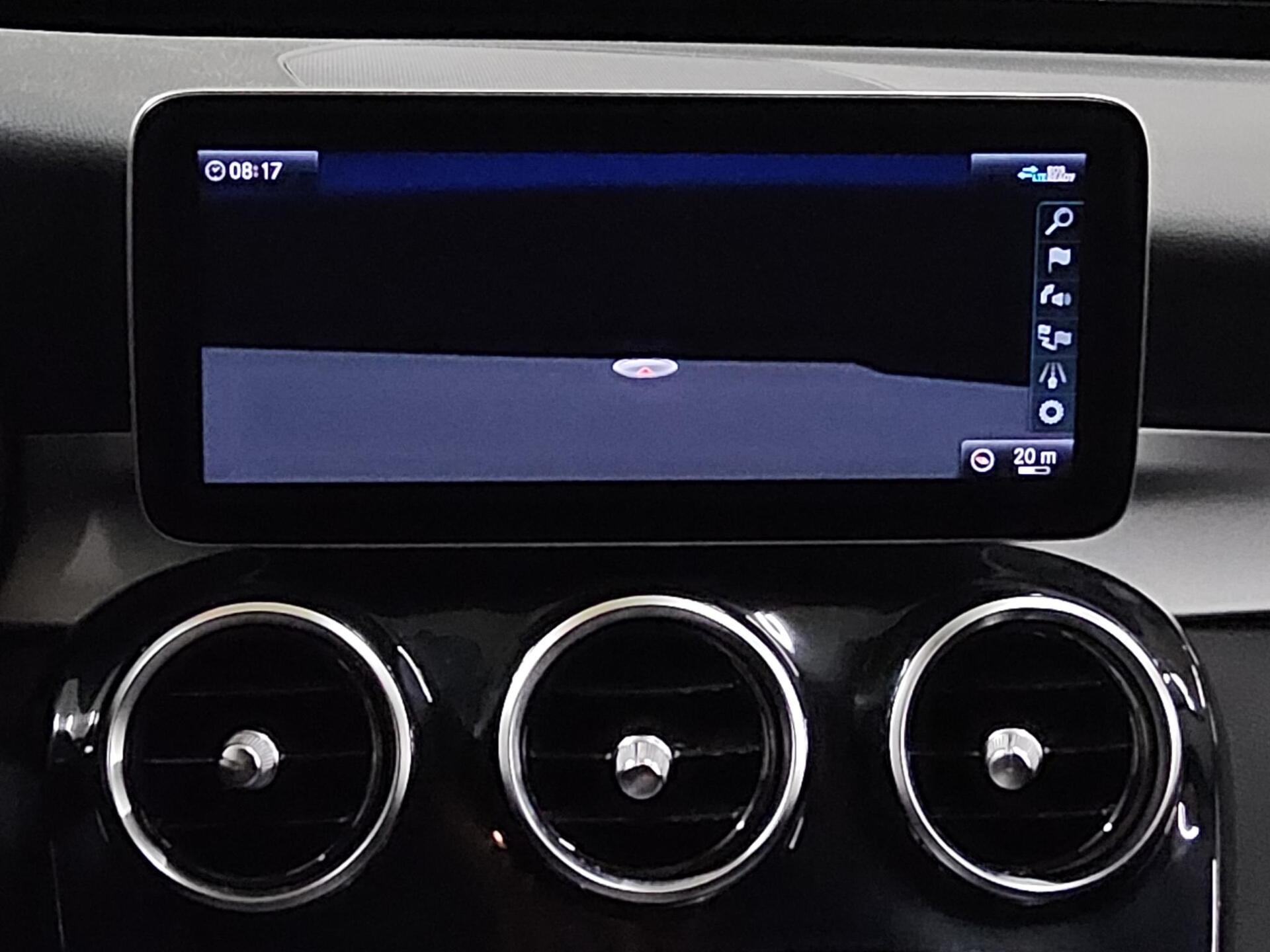 Mercedes-Benz C 200 T d Navi LED RfK PDC Shz BT Tempomat 7