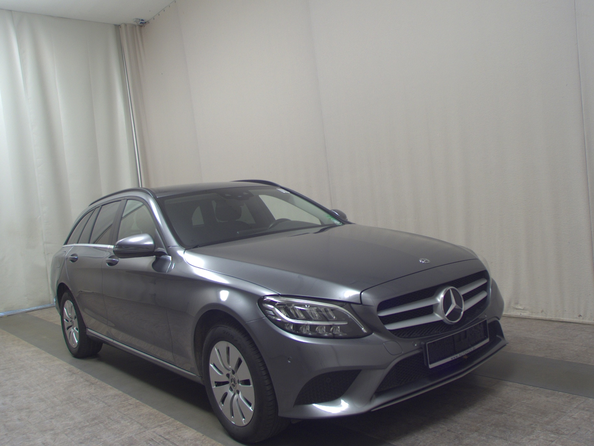 Mercedes-Benz C 200 T d Navi LED RfK PDC Shz BT Tempomat 3