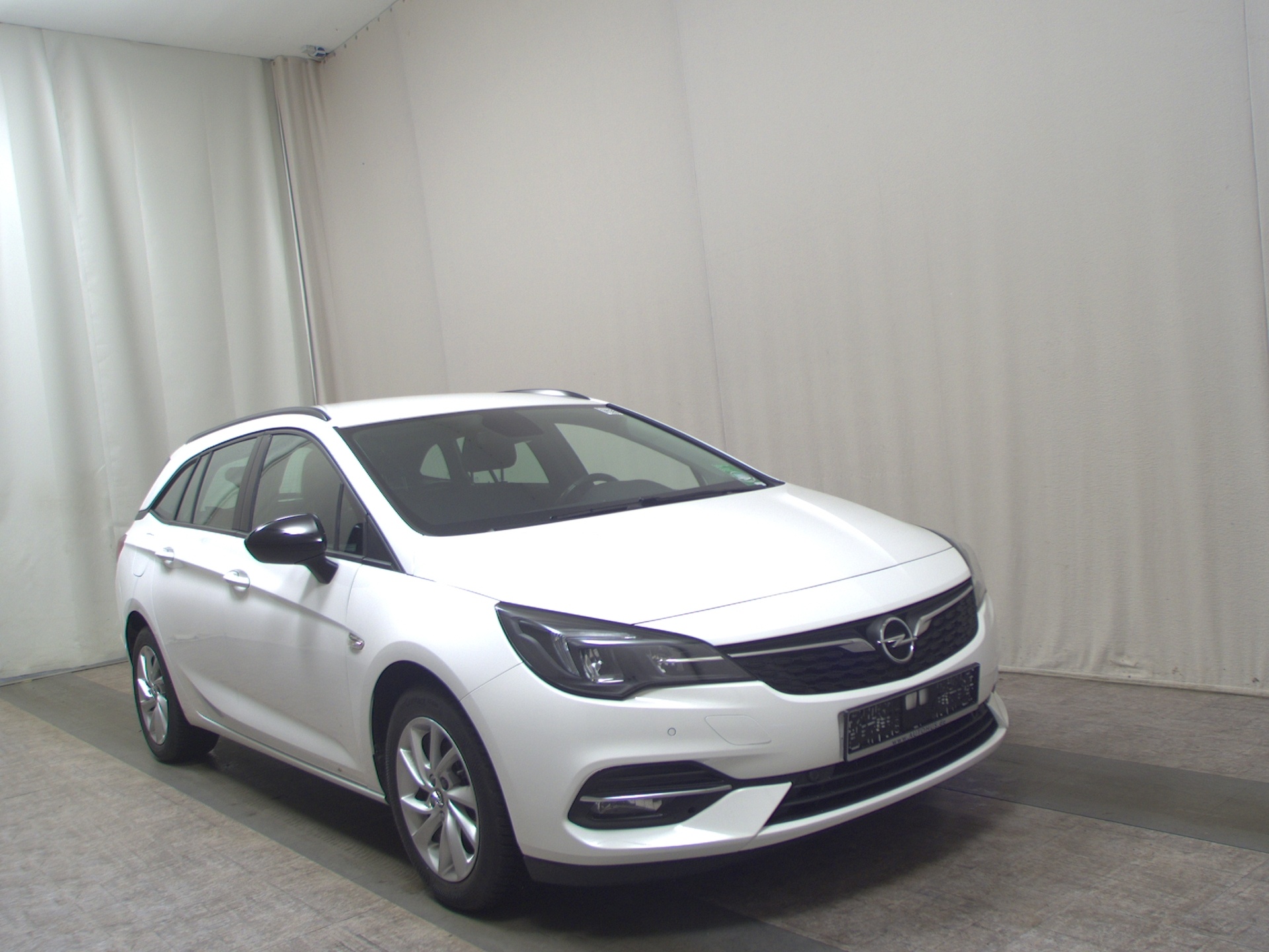 Opel Astra ST 1.5 D Edition Navi LED Tempomat PDC AHK 3