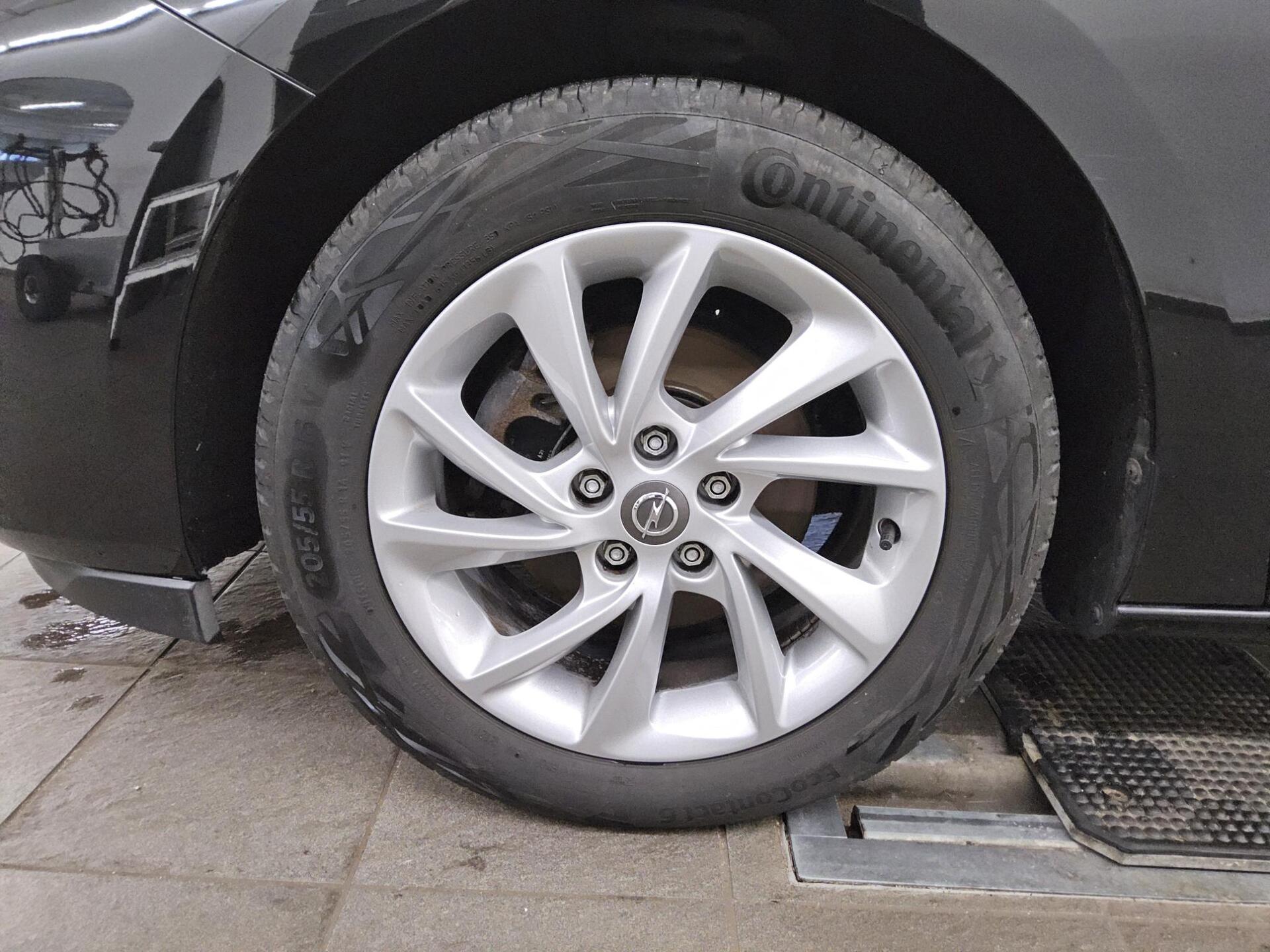 Opel Astra 1.5 D Navi PDC Shz DAB Klima 10