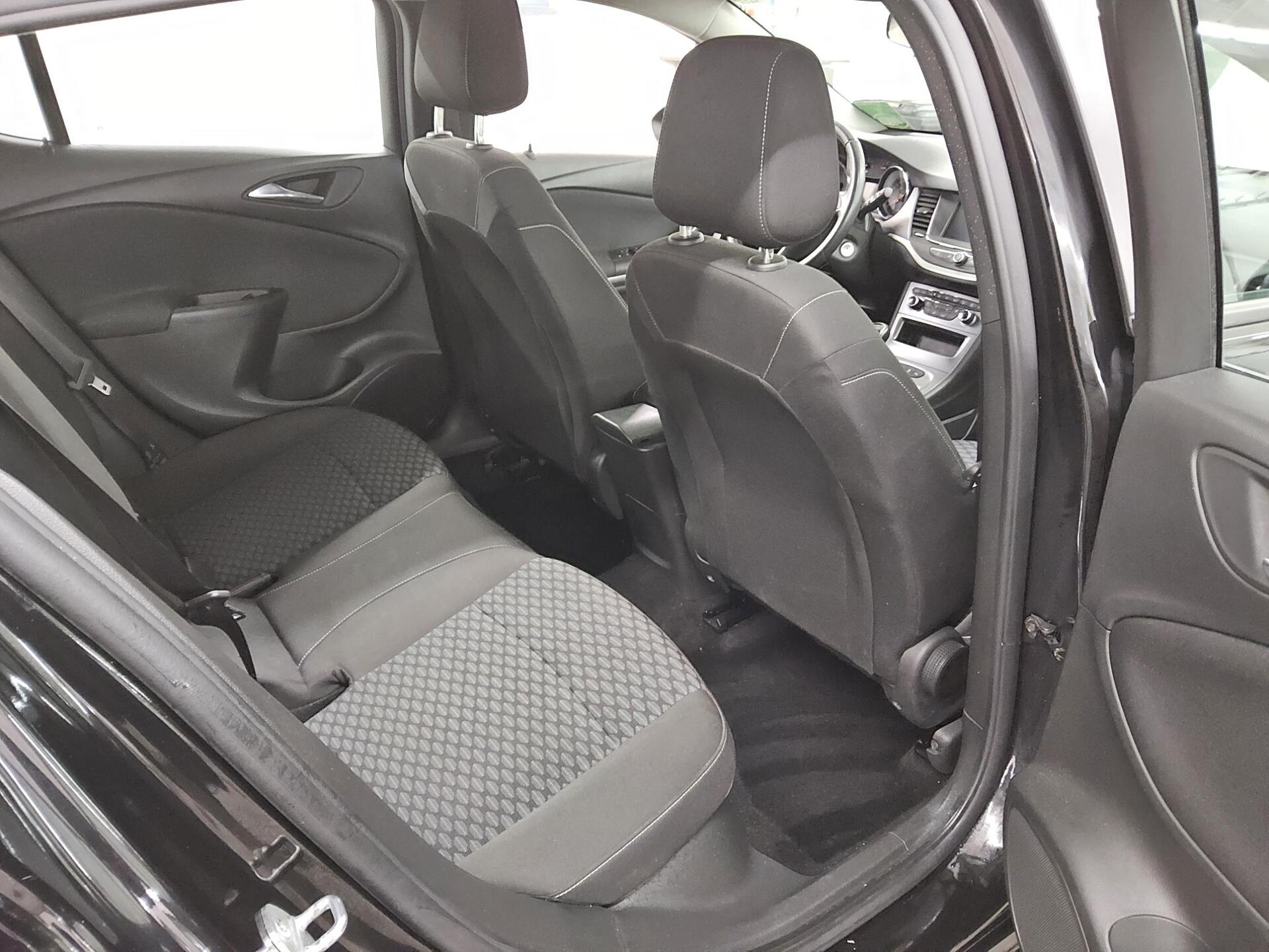 Opel Astra 1.5 D Navi PDC Shz DAB Klima 13