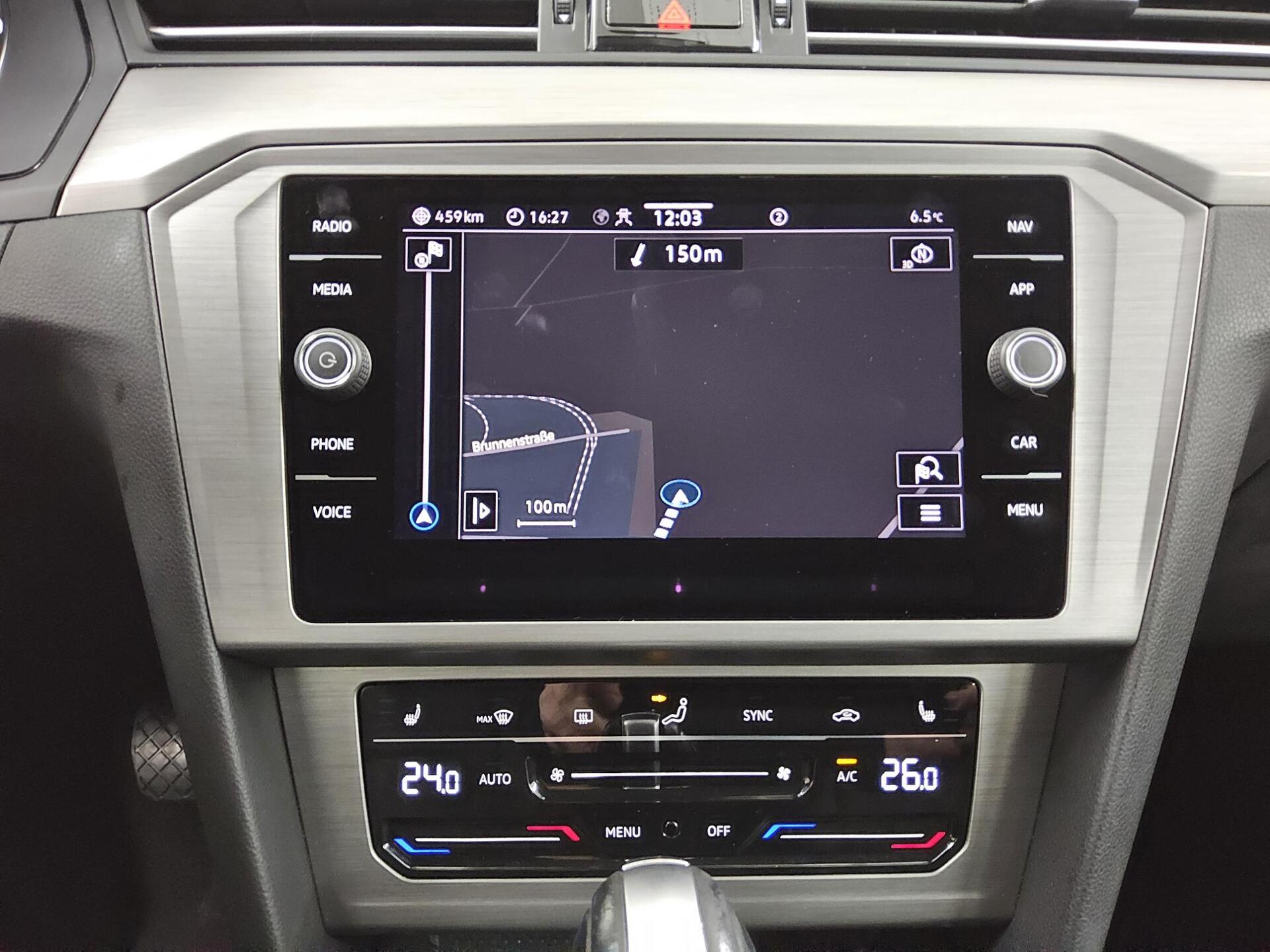 Volkswagen Passat Var. 2.0 TDI Navi LED RfK AHK PDC Shz 7