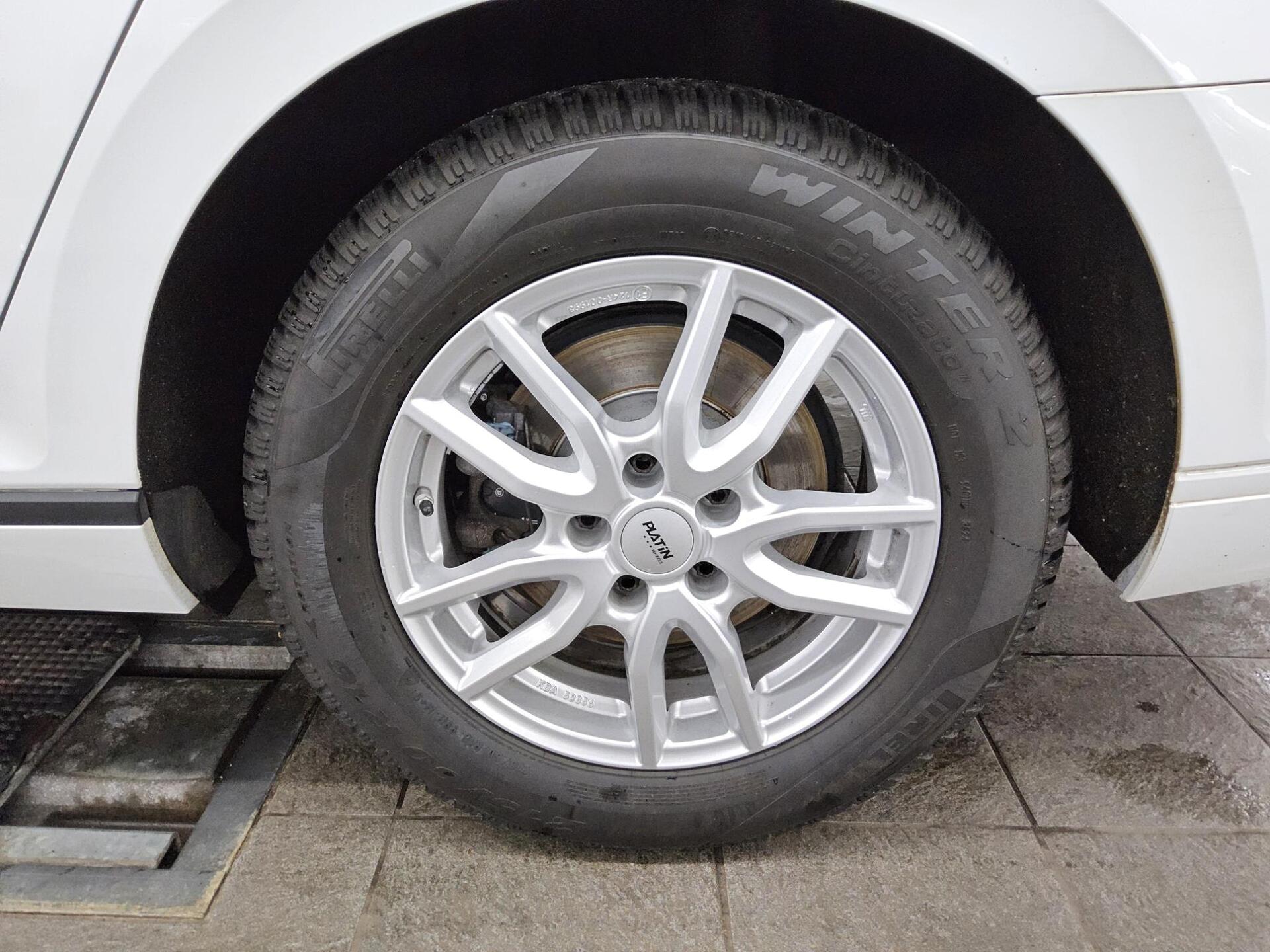 Volkswagen Passat Var. 2.0 TDI Navi LED RfK AHK PDC Shz 10