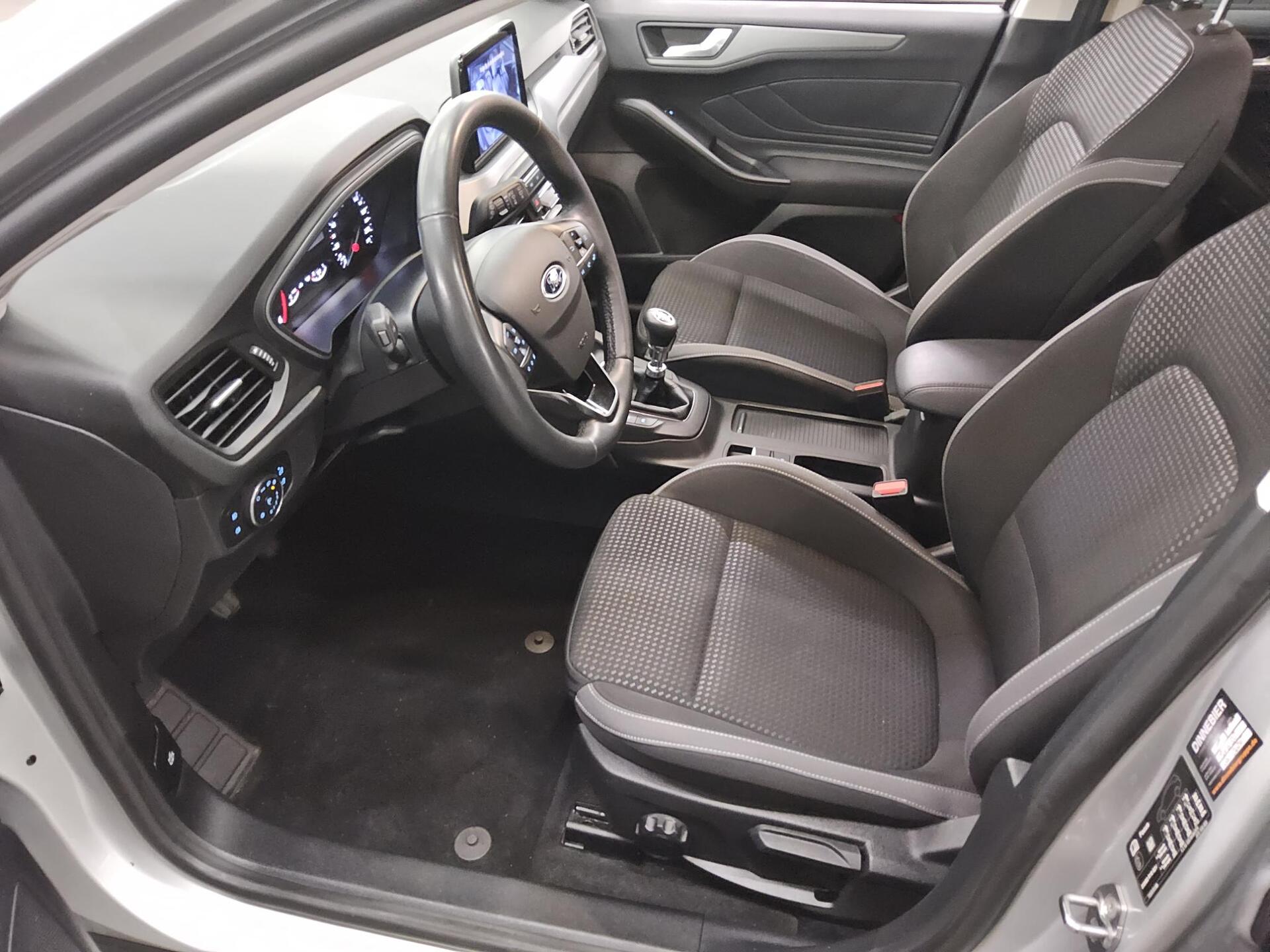 Ford Focus Turnier 1.5 EB Cool&Connect Navi LED RFK 8