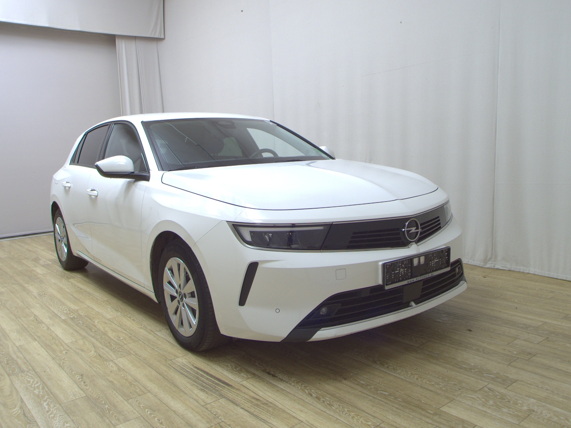 Opel Astra 1.5 D Business Ed. Navi LED RFK 3