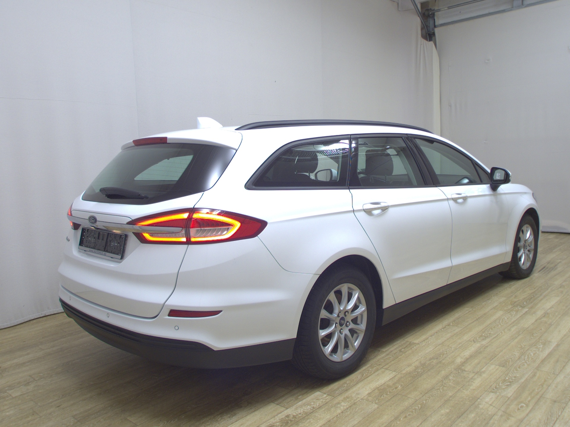 Ford Mondeo Turnier 2.0 EB Trend Navi LED RFK DAB 4