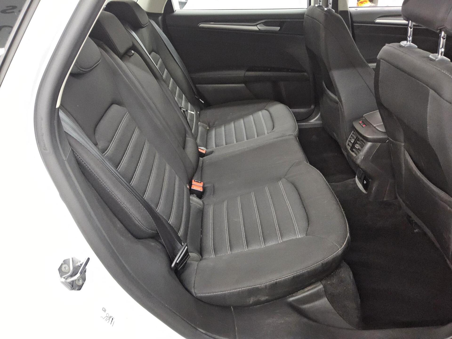 Ford Mondeo Turnier 2.0 EB Trend Navi LED RFK DAB 13