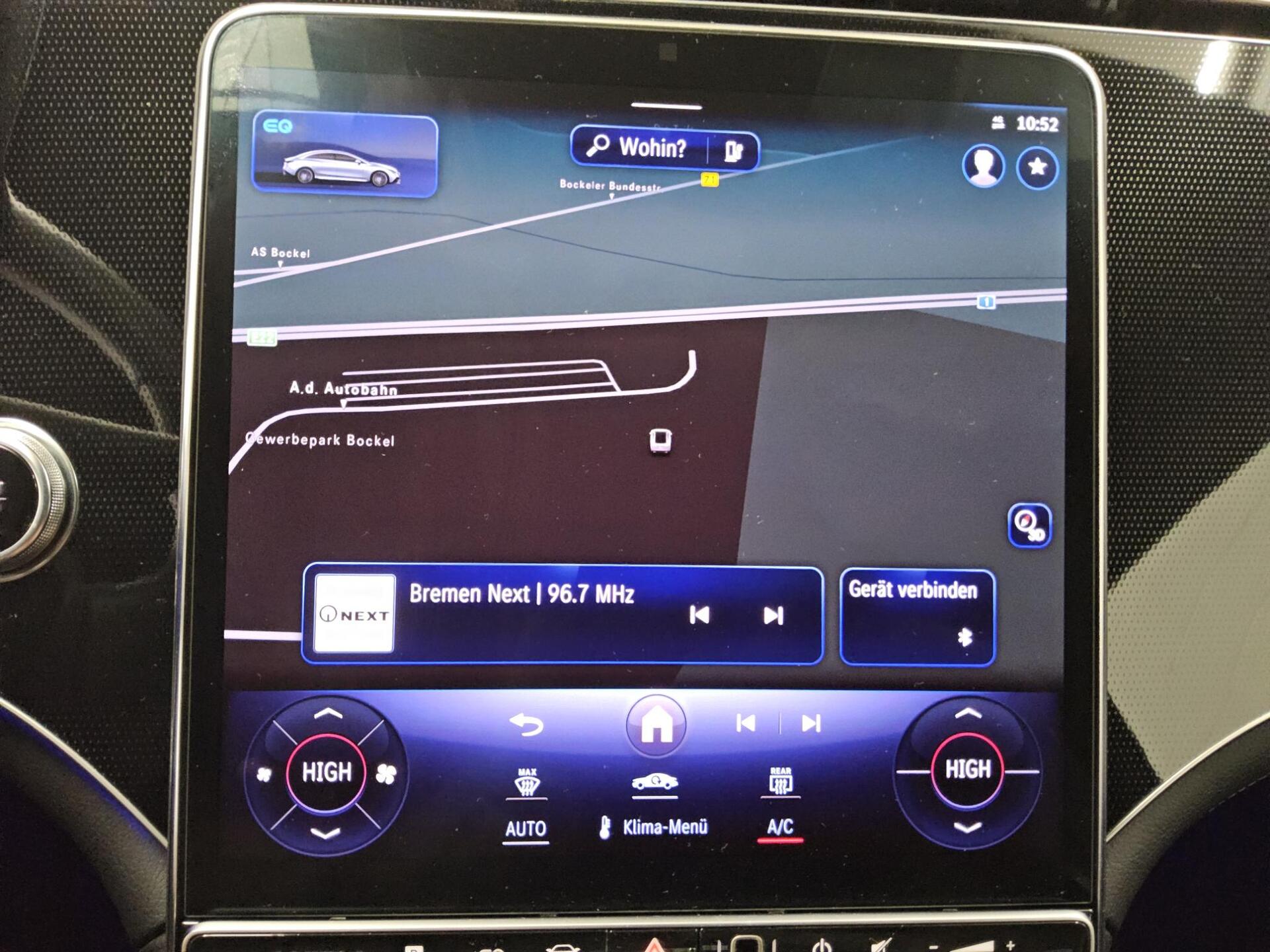 Mercedes-Benz EQE 300 T-Leder Navi LED MBUX RFK AHK 7