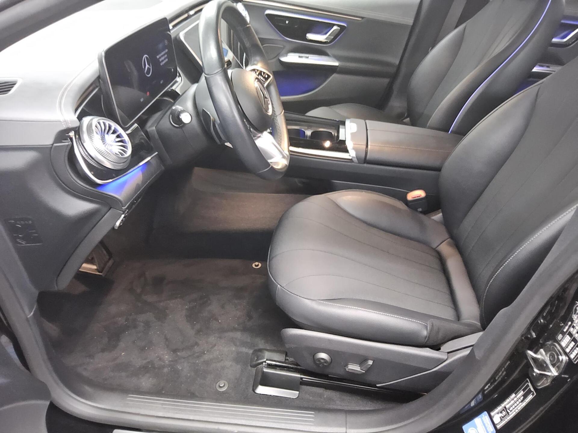 Mercedes-Benz EQE 300 T-Leder Navi LED MBUX RFK AHK 9