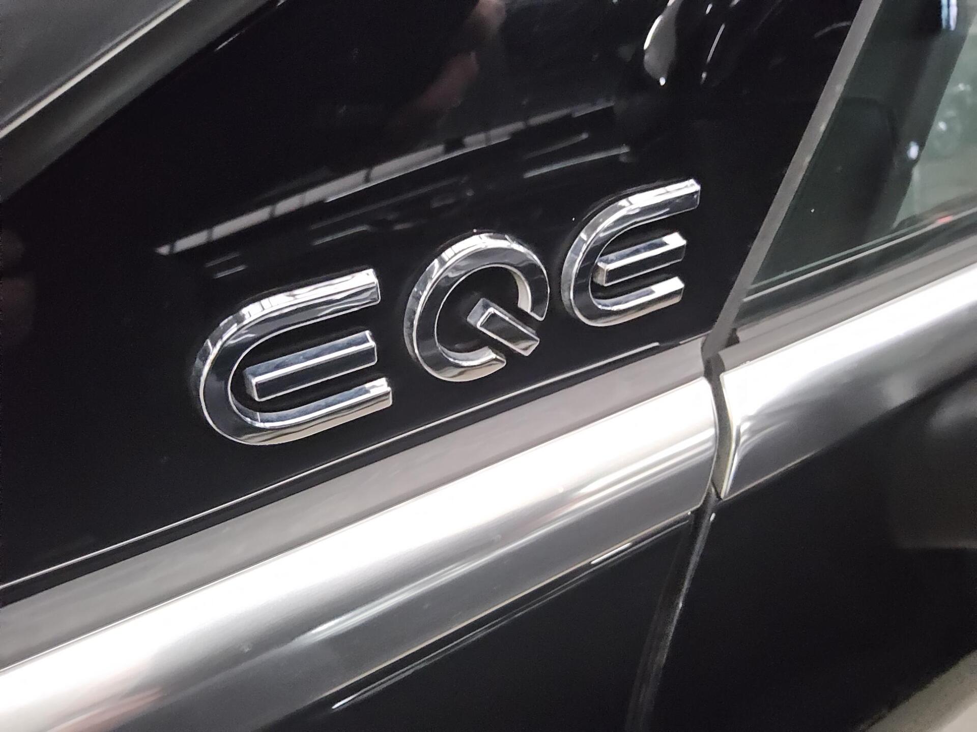 Mercedes-Benz EQE 300 T-Leder Navi LED MBUX RFK AHK 12