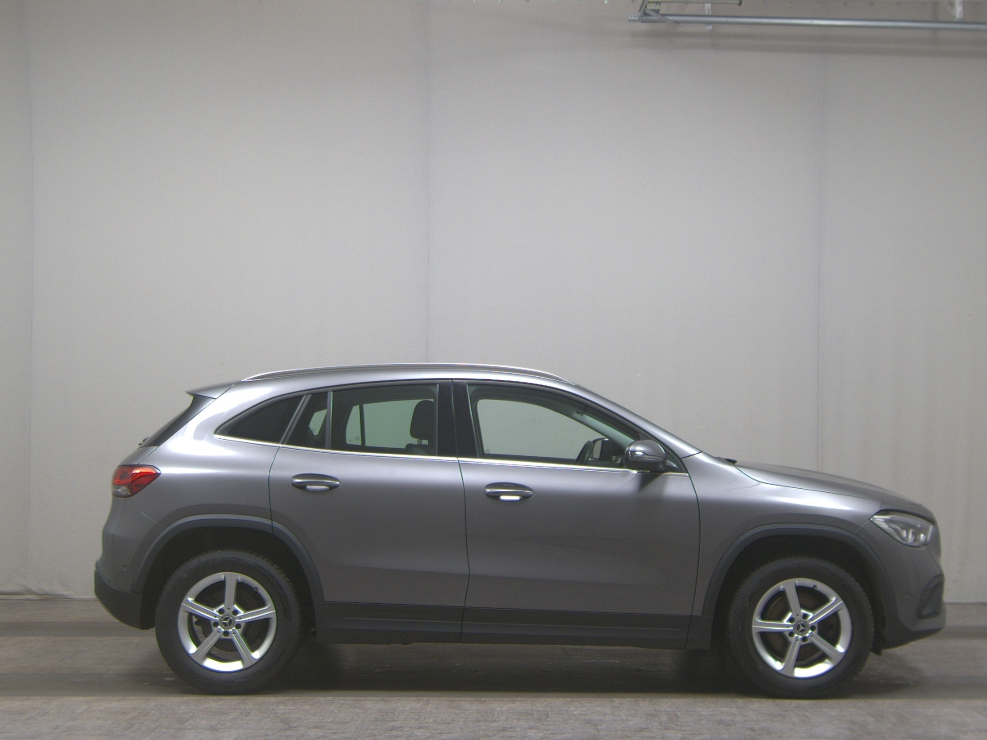 Mercedes-Benz GLA 180 d Style Navi LED RfK Shz PDC Tempomat