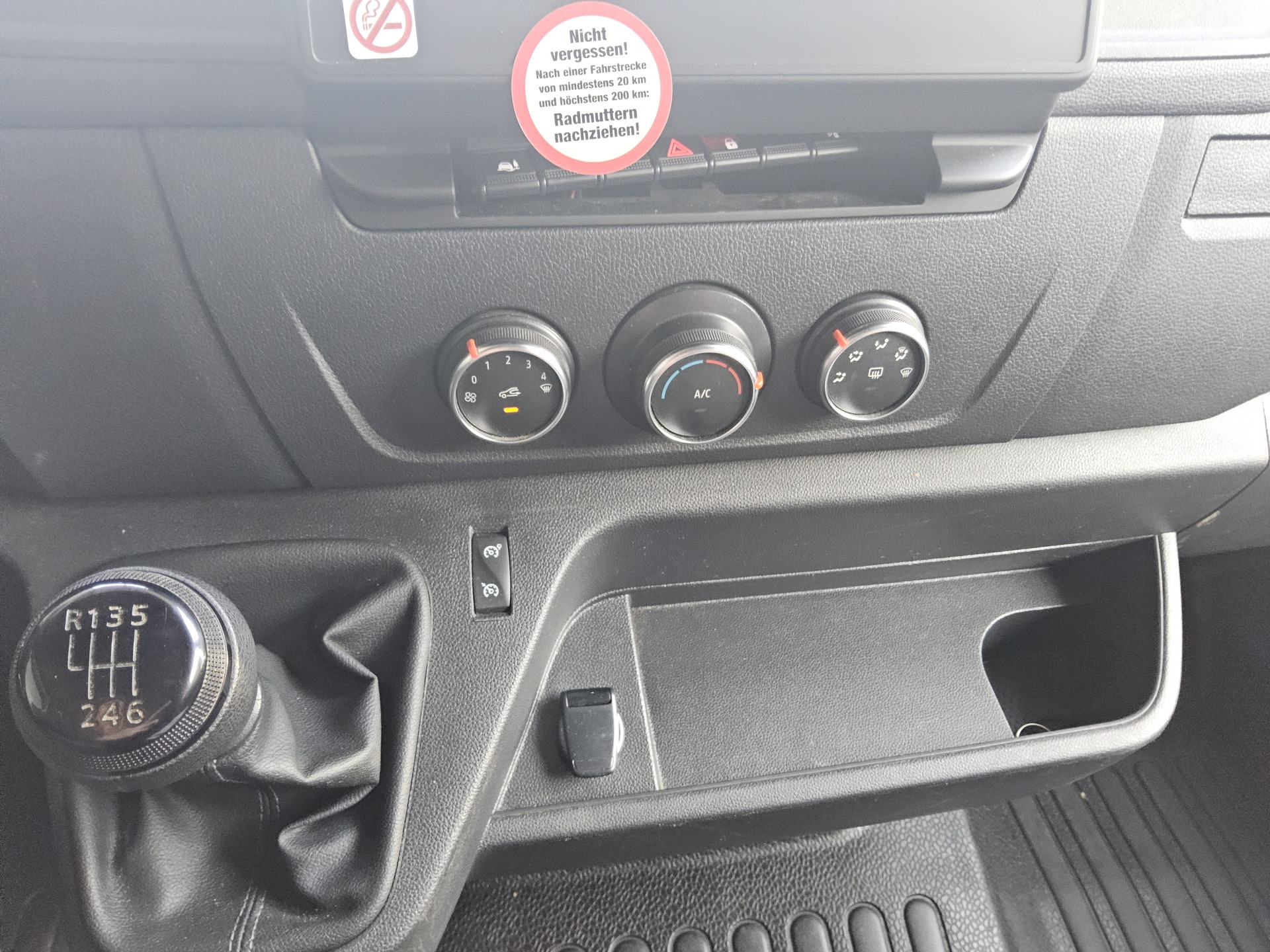 Renault Master 3,5t L3H2 2.3 dCi Navi Kamera PDC BT 6