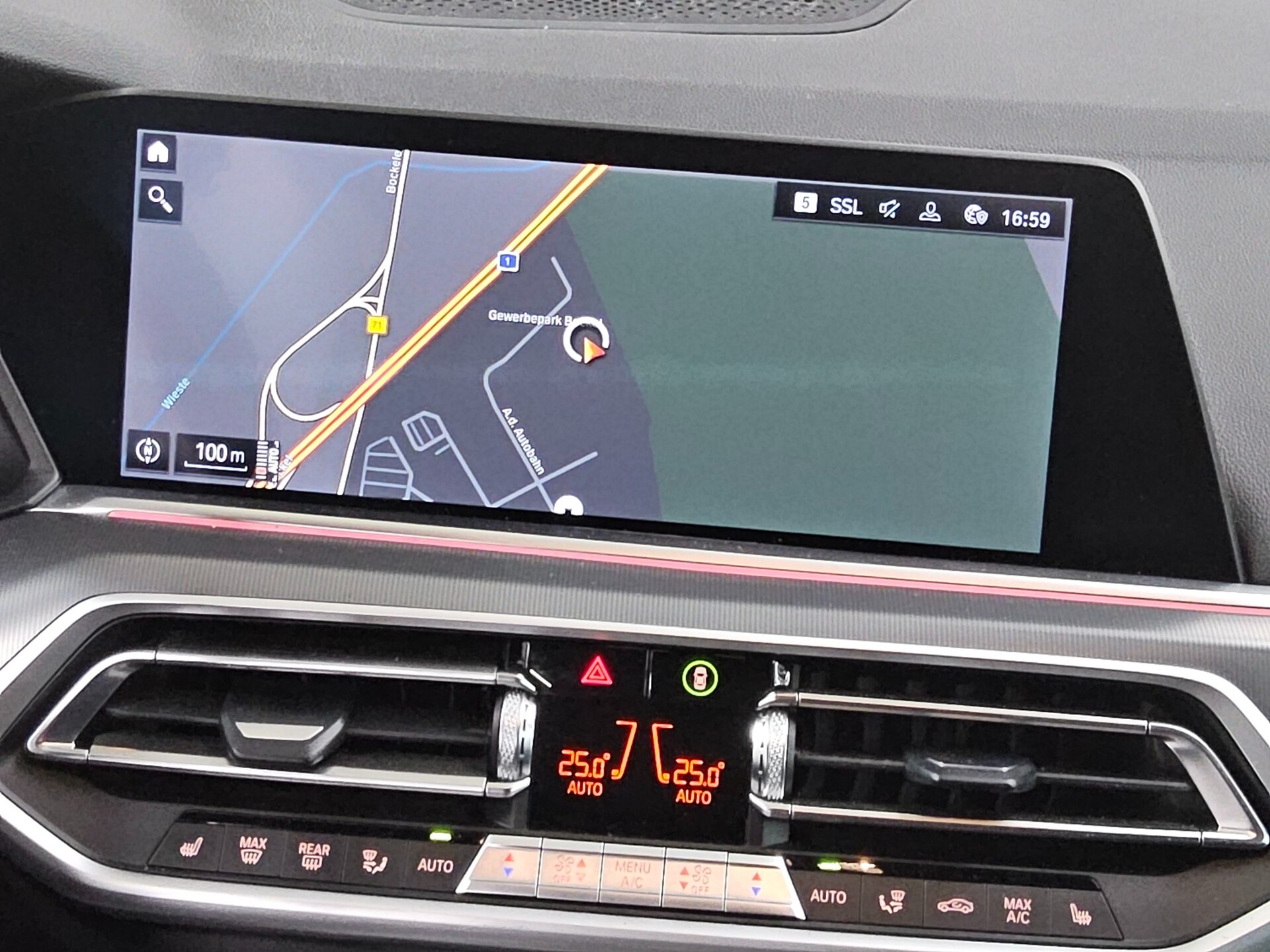 BMW X5 xDrive30d Navi LED LC Pro HiFi RFK ACC 7