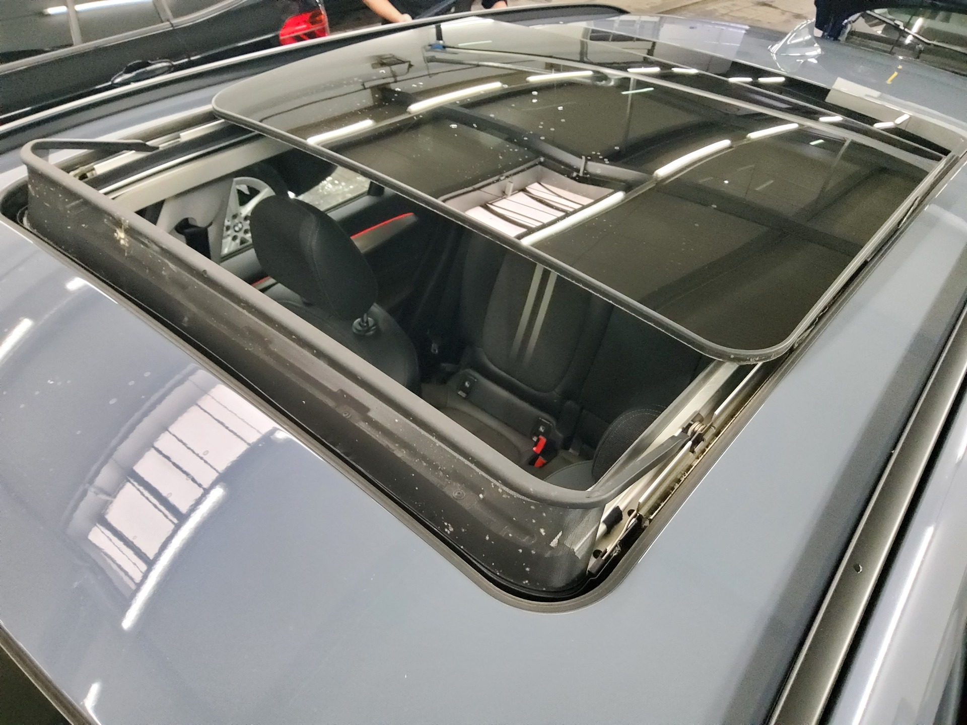 BMW X1 xDrive20d Sport-Line Nav Pano HuD H-K LED AHK 12