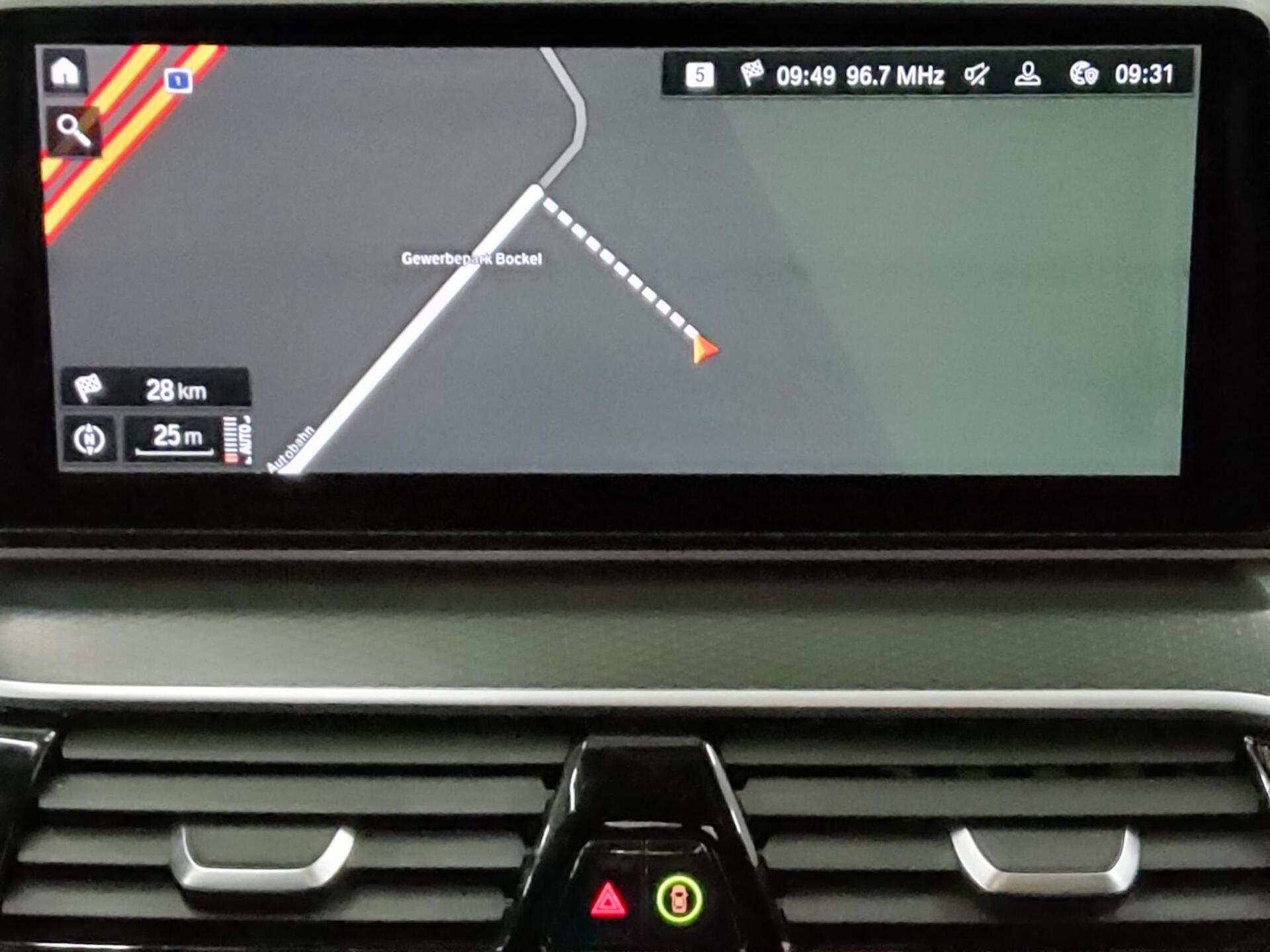 BMW 530dA Touring xDr M-Sport Navi LED LC-Prof RfK 7