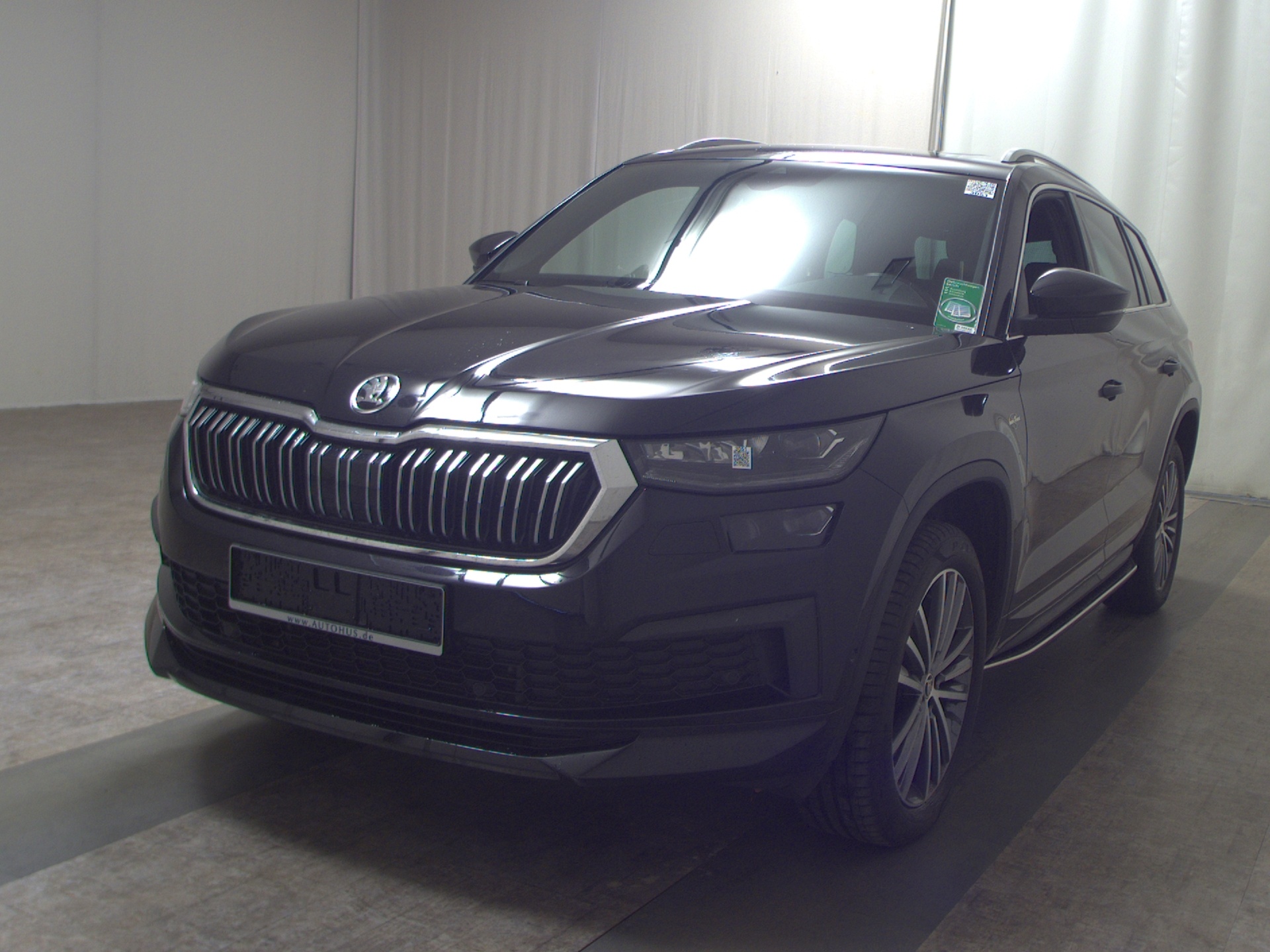 Skoda Kodiaq 2.0 TDI L&K Leder Navi LED vc Pano 360° 2