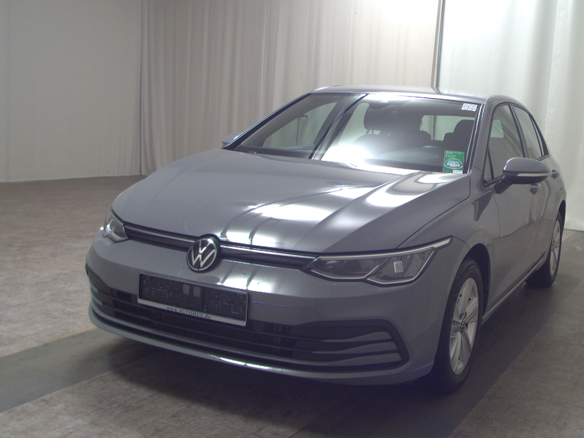 Volkswagen Golf-8 2.0 TDI Life LED Kamera AHK AID PDC 2