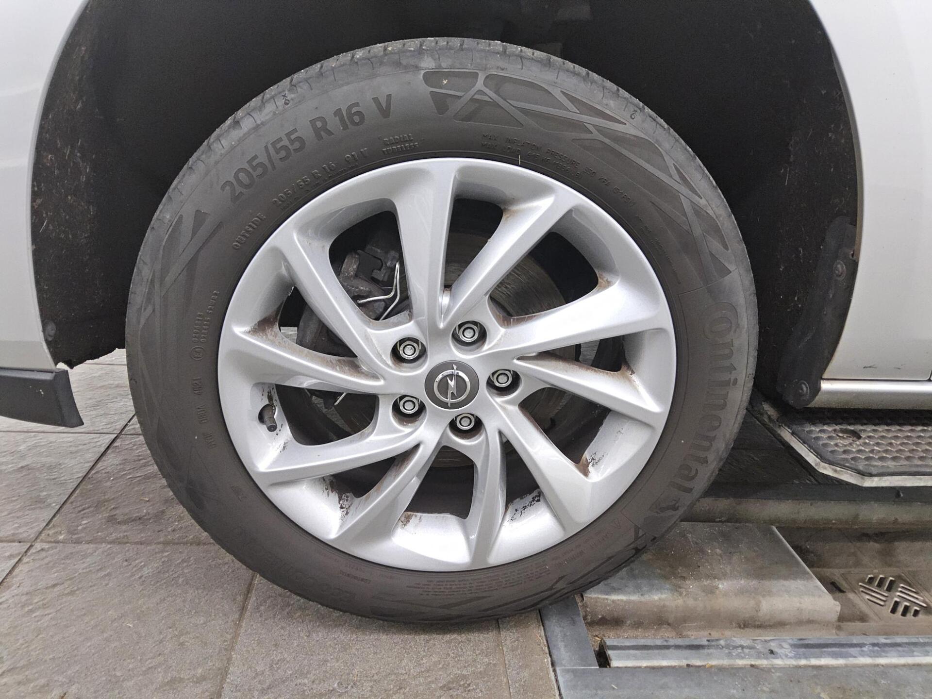 Opel Astra ST 1.5 D Business Elegance Navi LED RFK 10