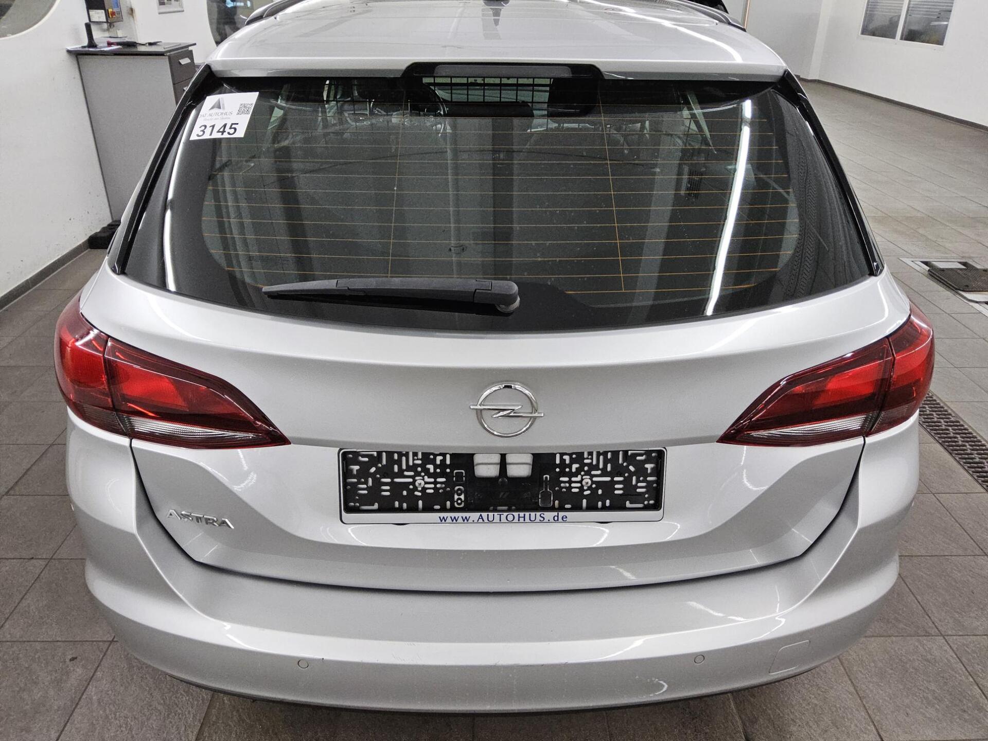 Opel Astra ST 1.5 D Edition Navi PDC DAB 10