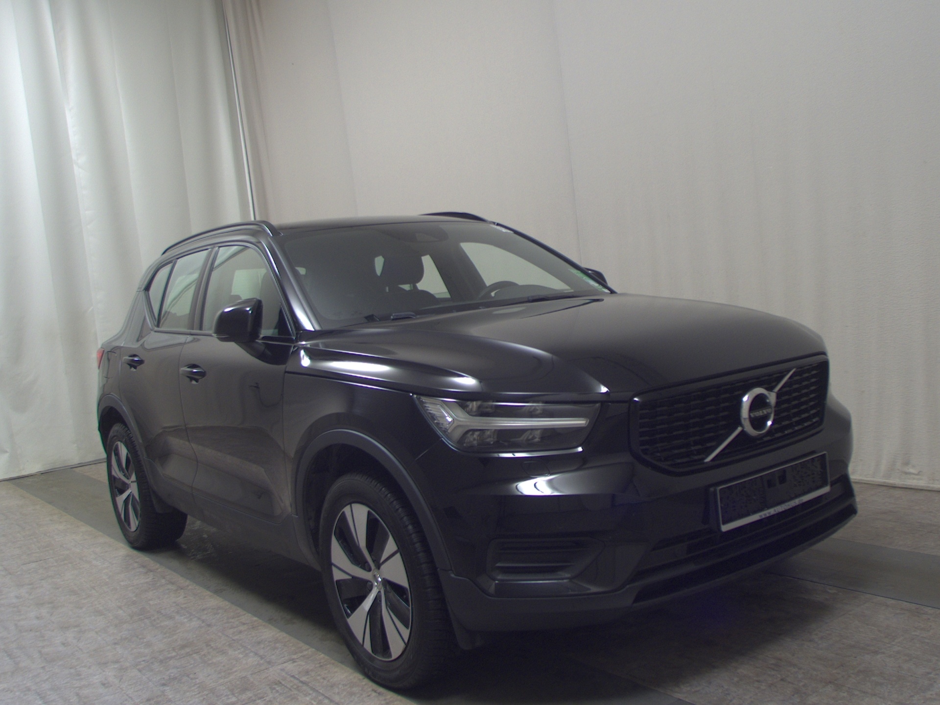Volvo XC40 T5 Recharge Navi LED RfK AHK ACC PDC SHZ 3