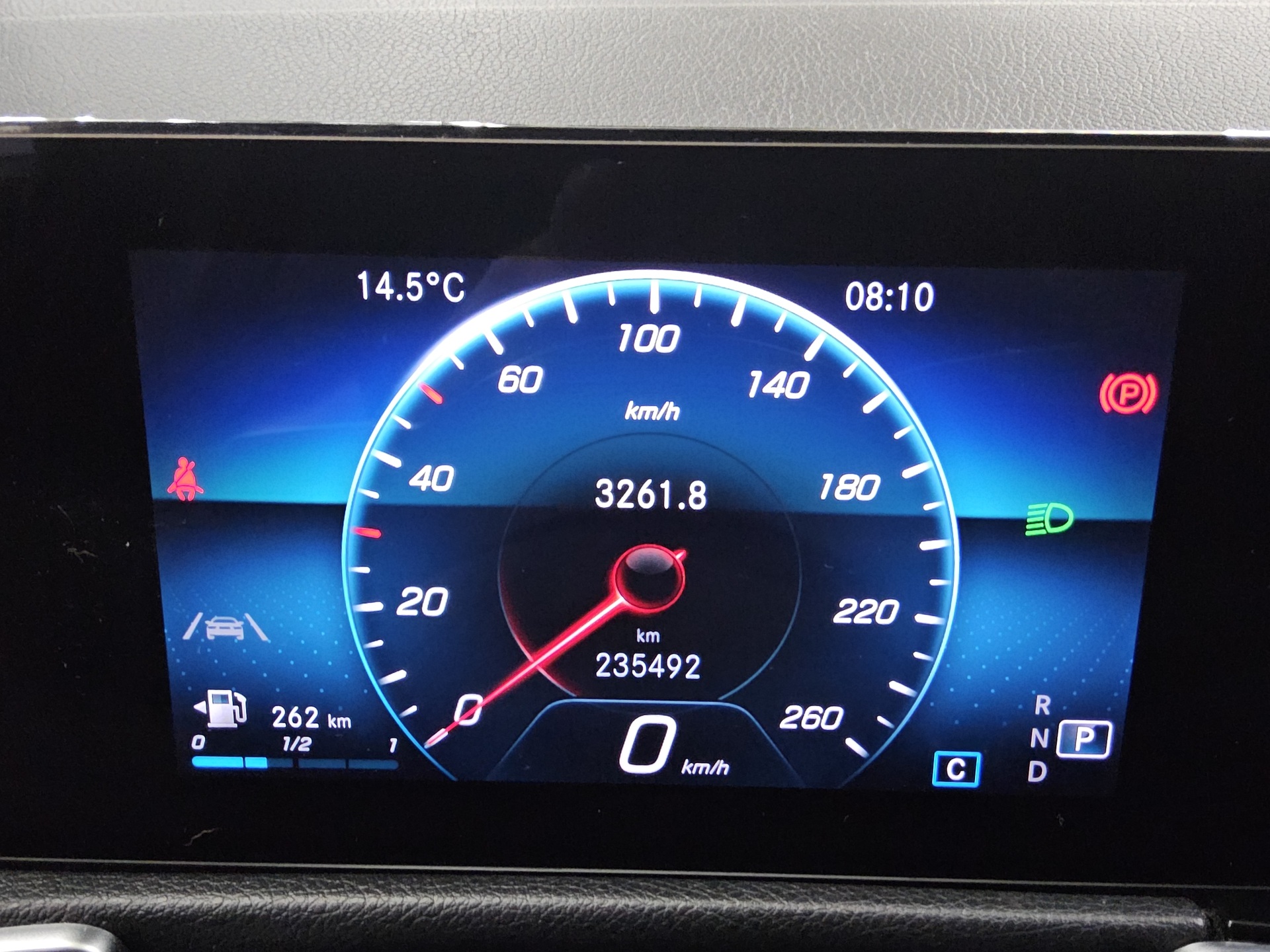 Mercedes-Benz GLB 220 d Progressive T-Leder Navi LED RfK AHK 8