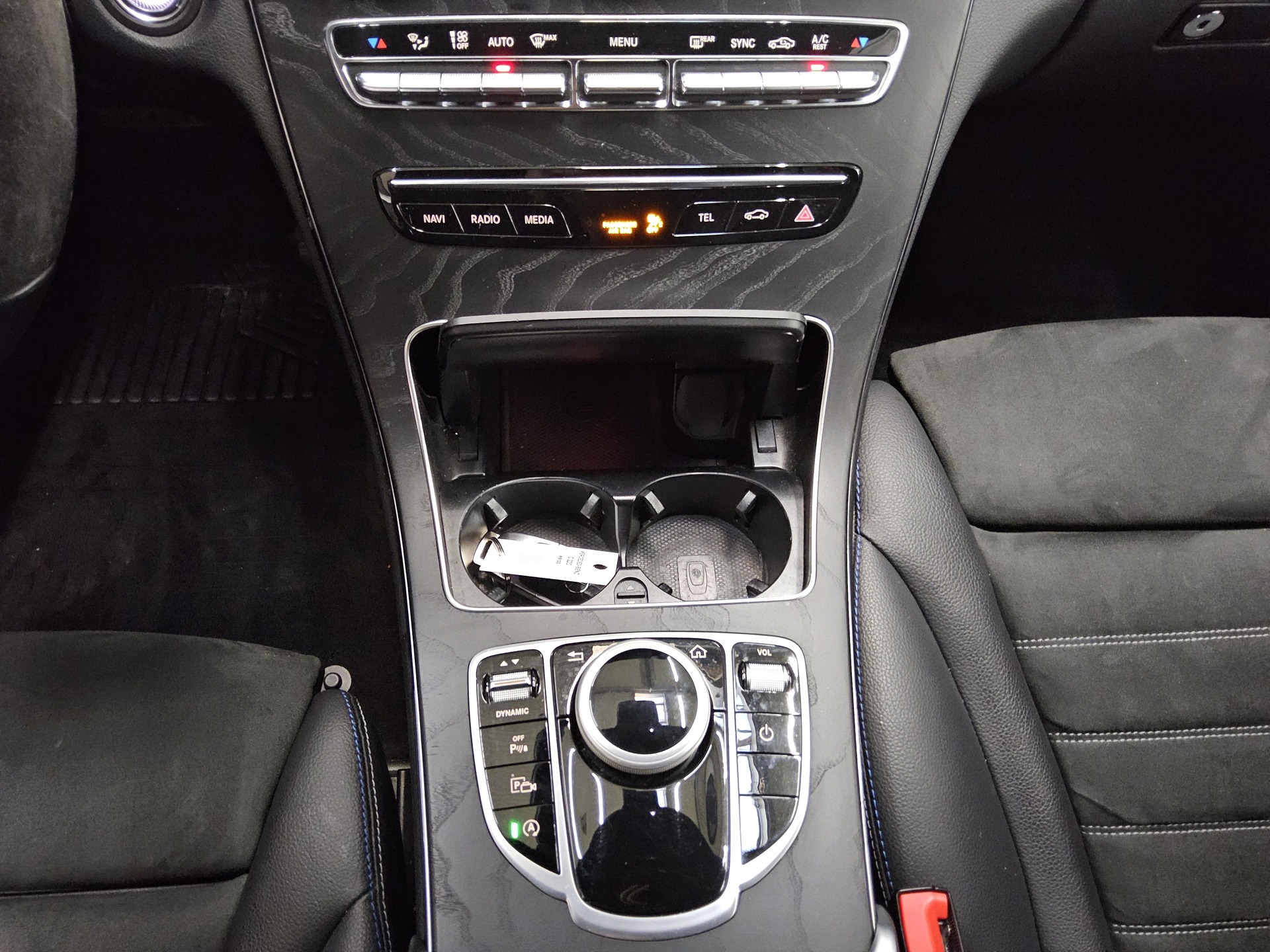 Mercedes-Benz C 220 T d AMG-Line Night AHK Wides. Burmes. LED 6